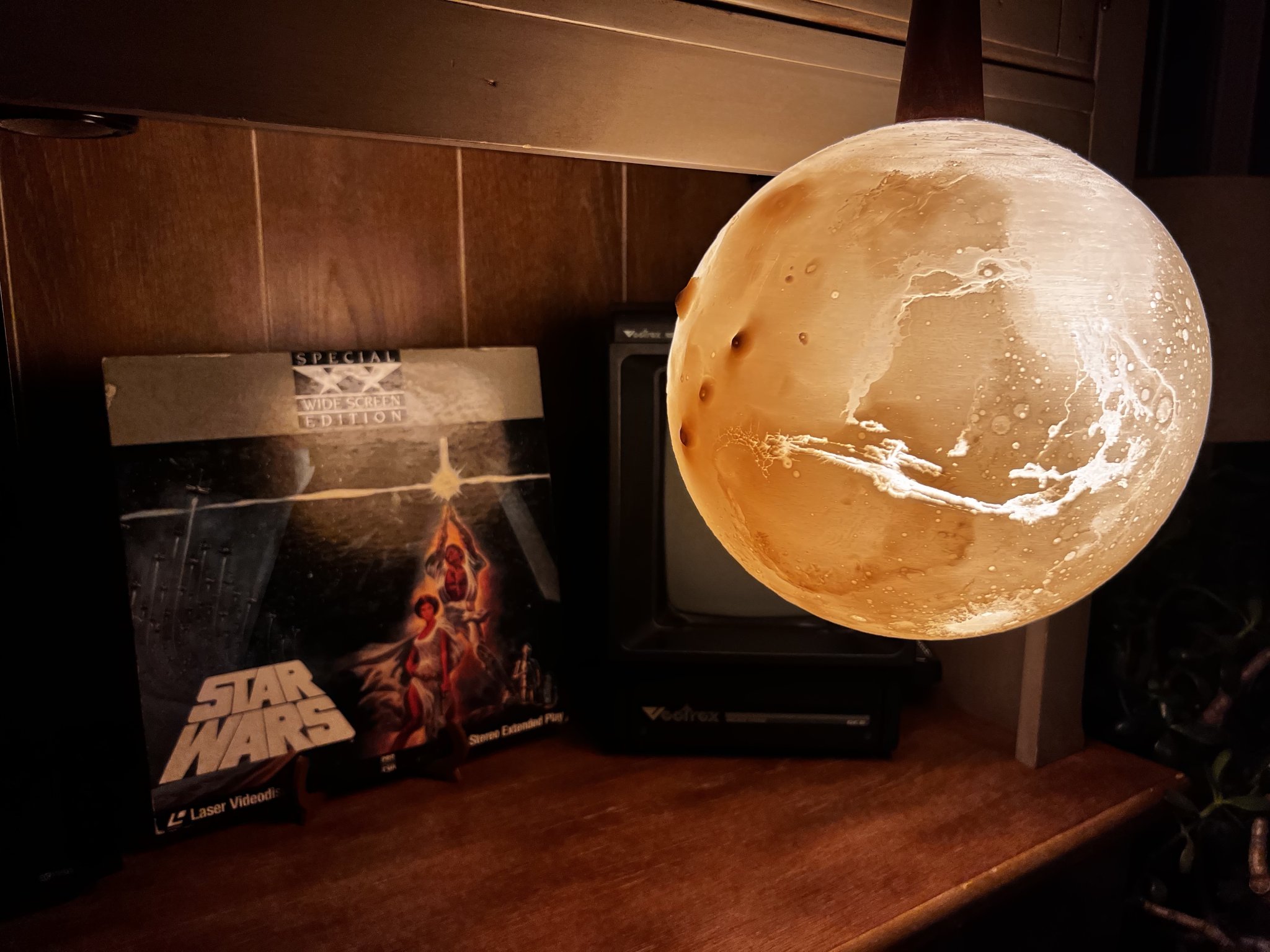 Tiêu đề 250 MM Mars Lithophane - Complete Sphere Tóm tắt Đây là phi