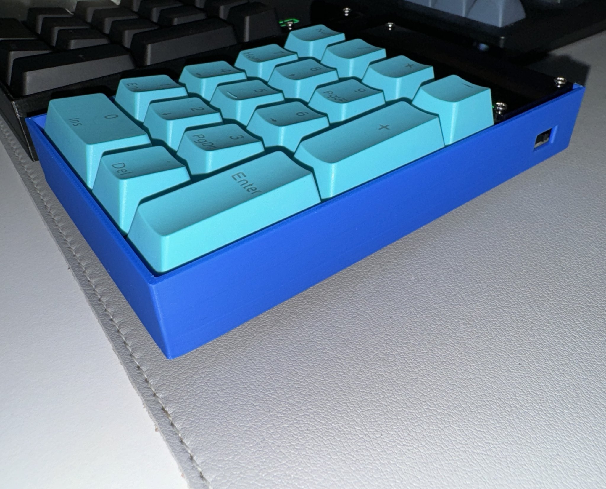 Case Máy Tính Tentaku Cơ Học Siêu Mỏng