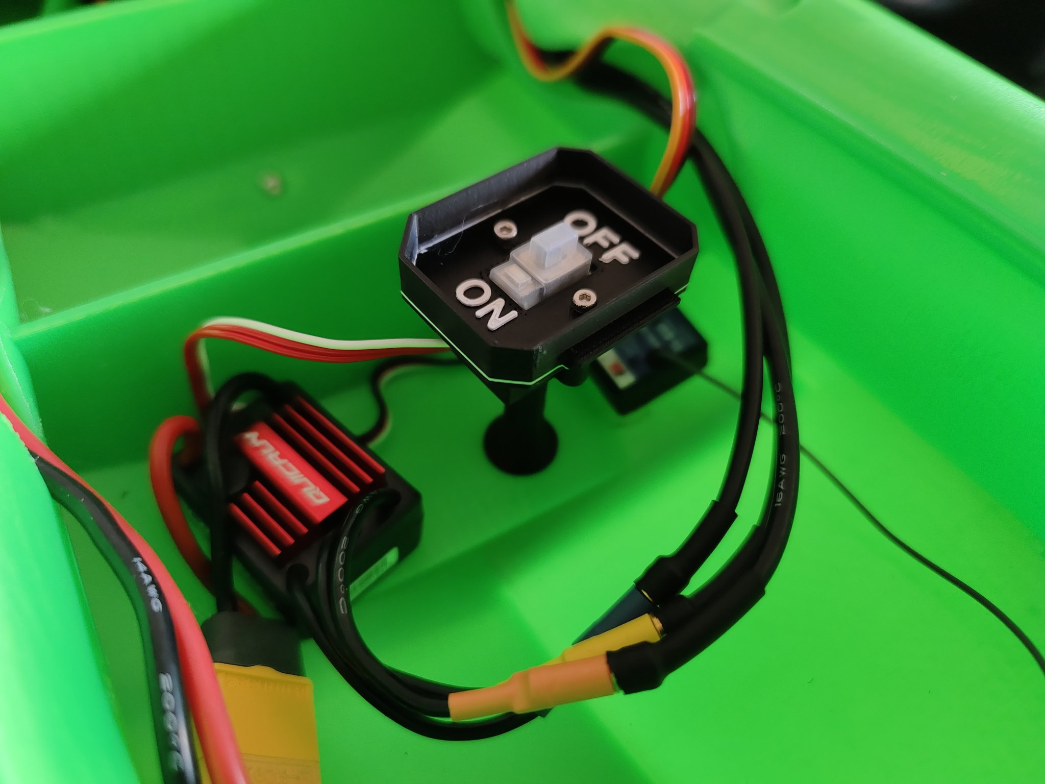 Tiêu đề Giá đỡ công tắc ESC 3Dsets Skippy Boats Tóm tắt Giá đ