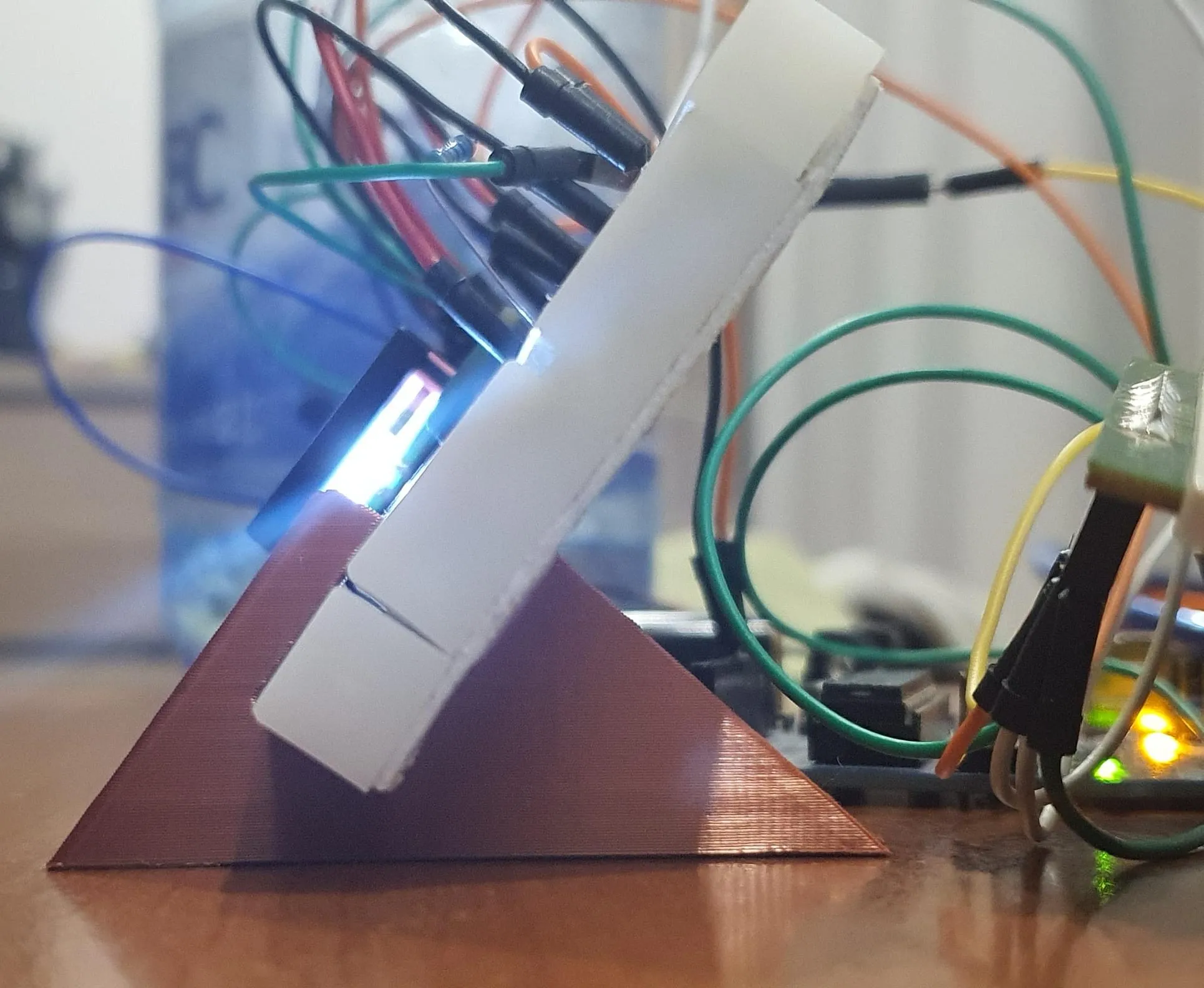 Tiêu đề Giá đỡ bảng bánh mì ở 45 Tóm tắt Một giá đỡ