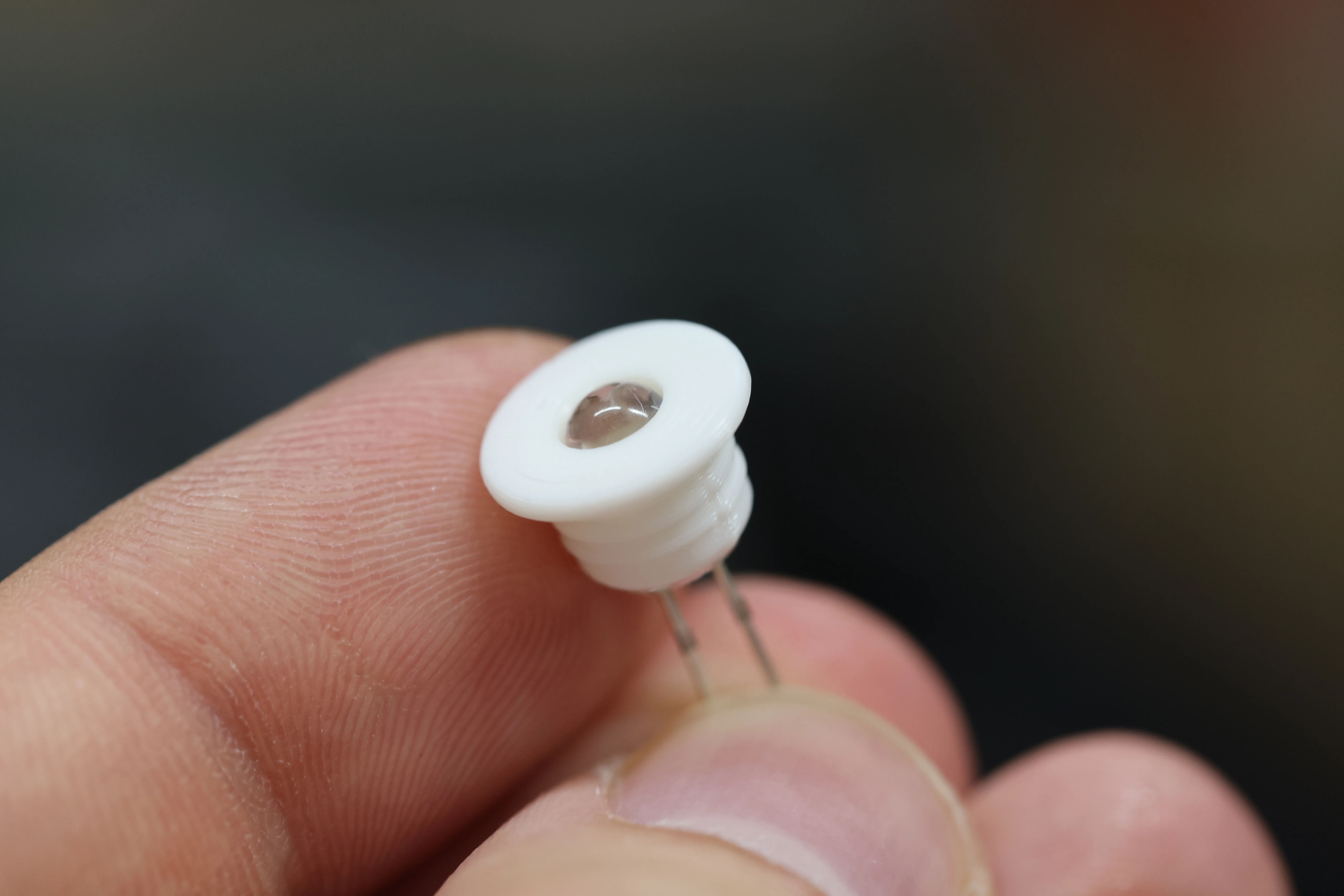 Giá đỡ đèn LED 5mm cho trần thạch cao/bìa cứng