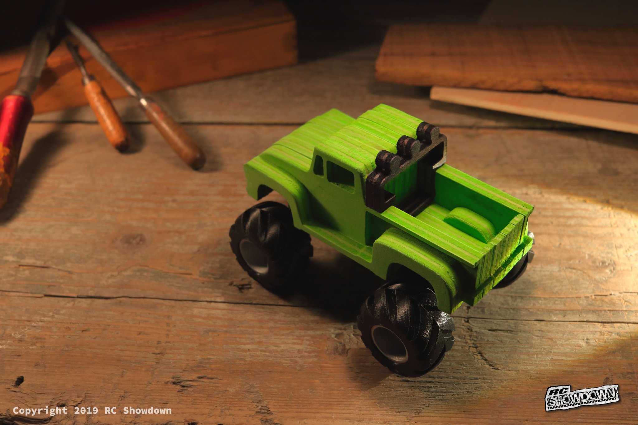 Tiêu đề Ford F100 Monstertruck Model CNC đơn giản Bí ngô nửa đêm