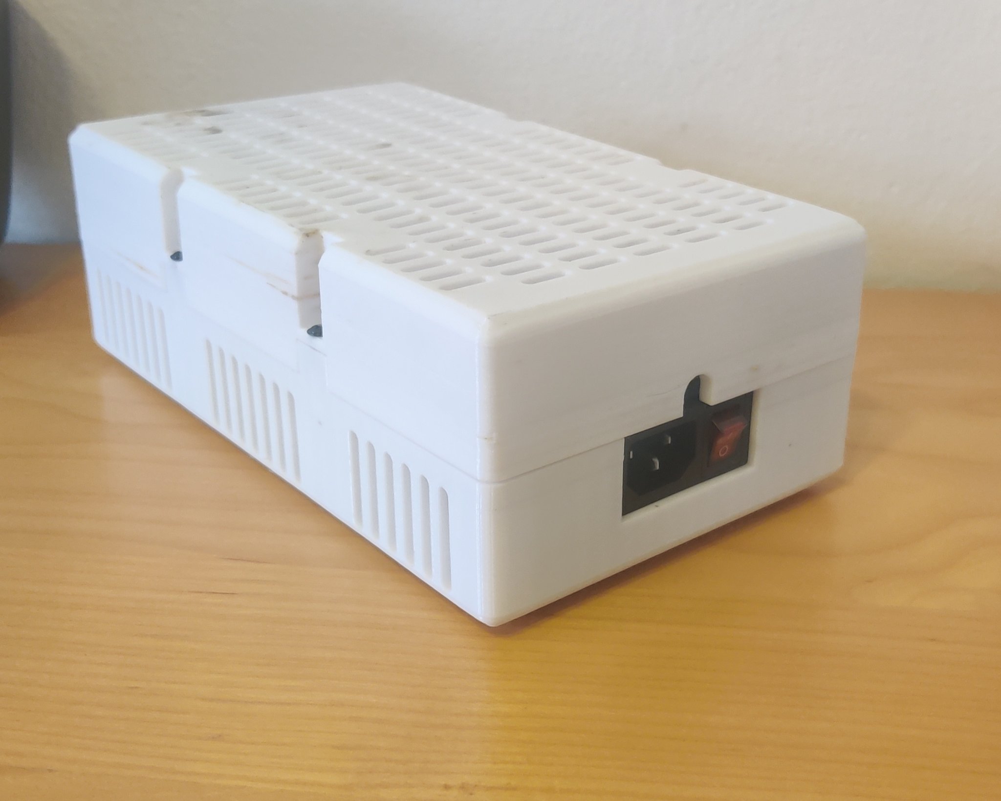 Hộp đựng bộ nguồn 24V