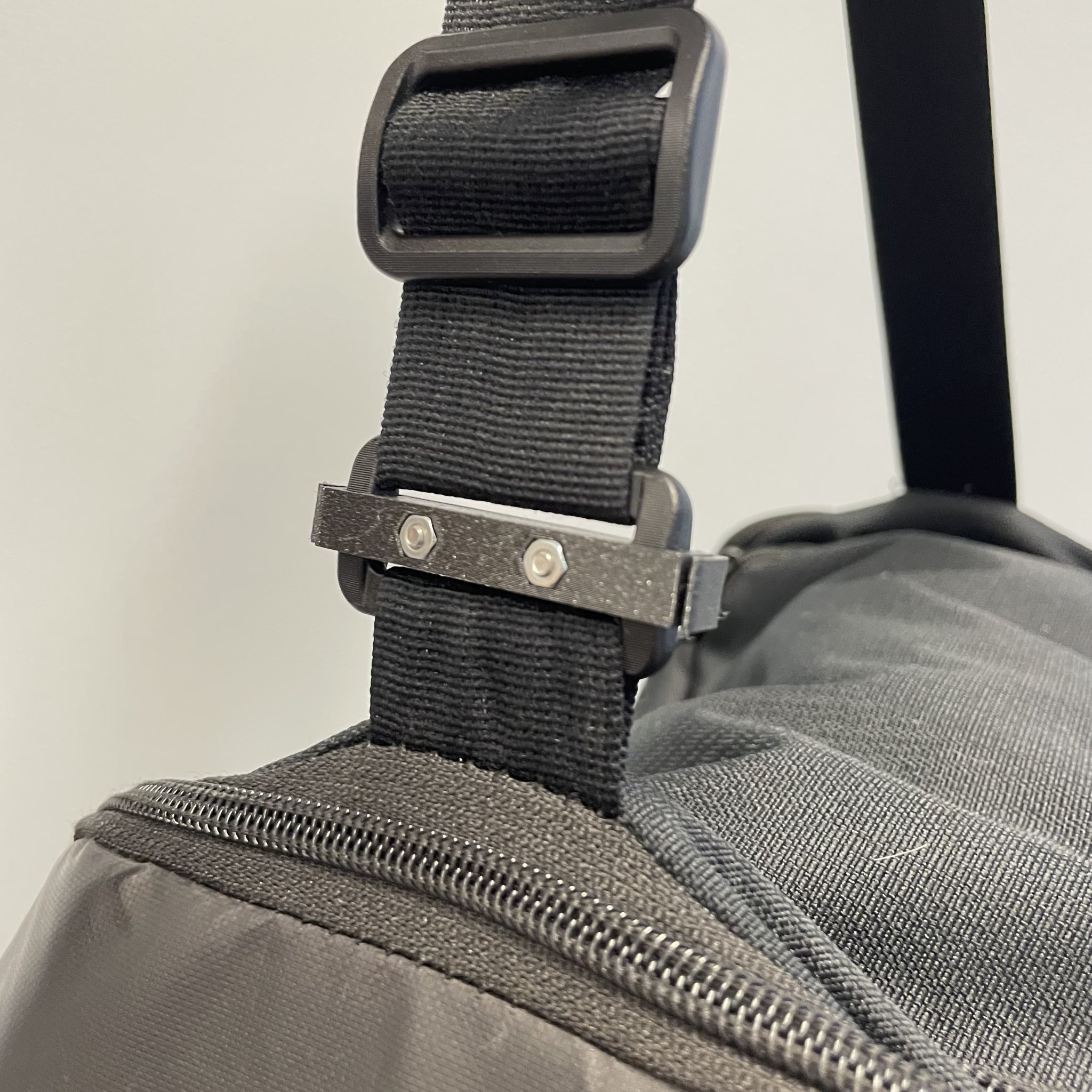 Strap Lock for Nike gym bag