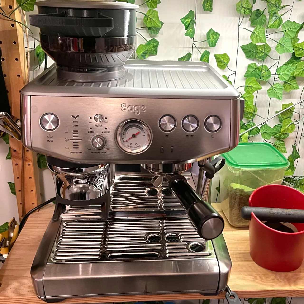 Phễu Mở Rộng Máy Sage Barista Express (Impress) Có Máng