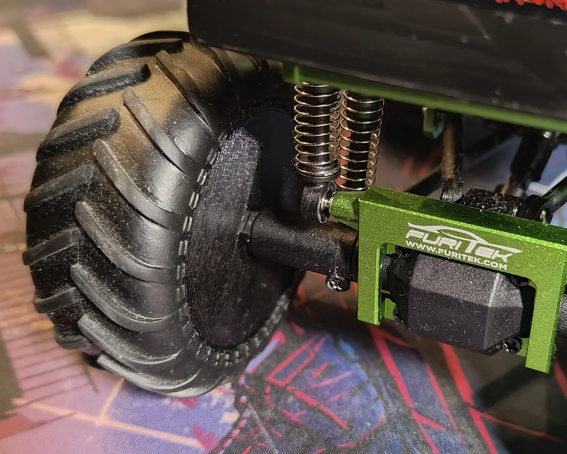 Tiêu đề Bánh xe Monster Jam 124 vành có ngàm lục giác 7mm Tóm t