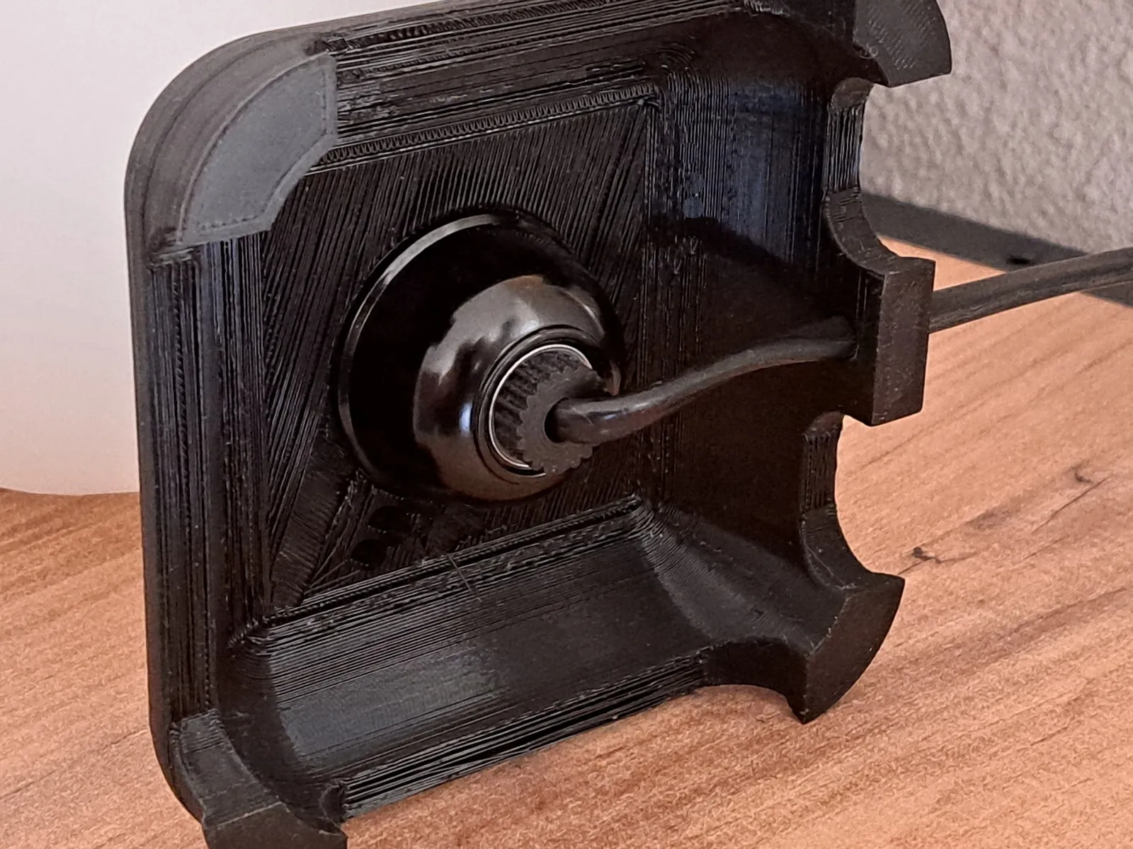 Minimalistic Table Lamp