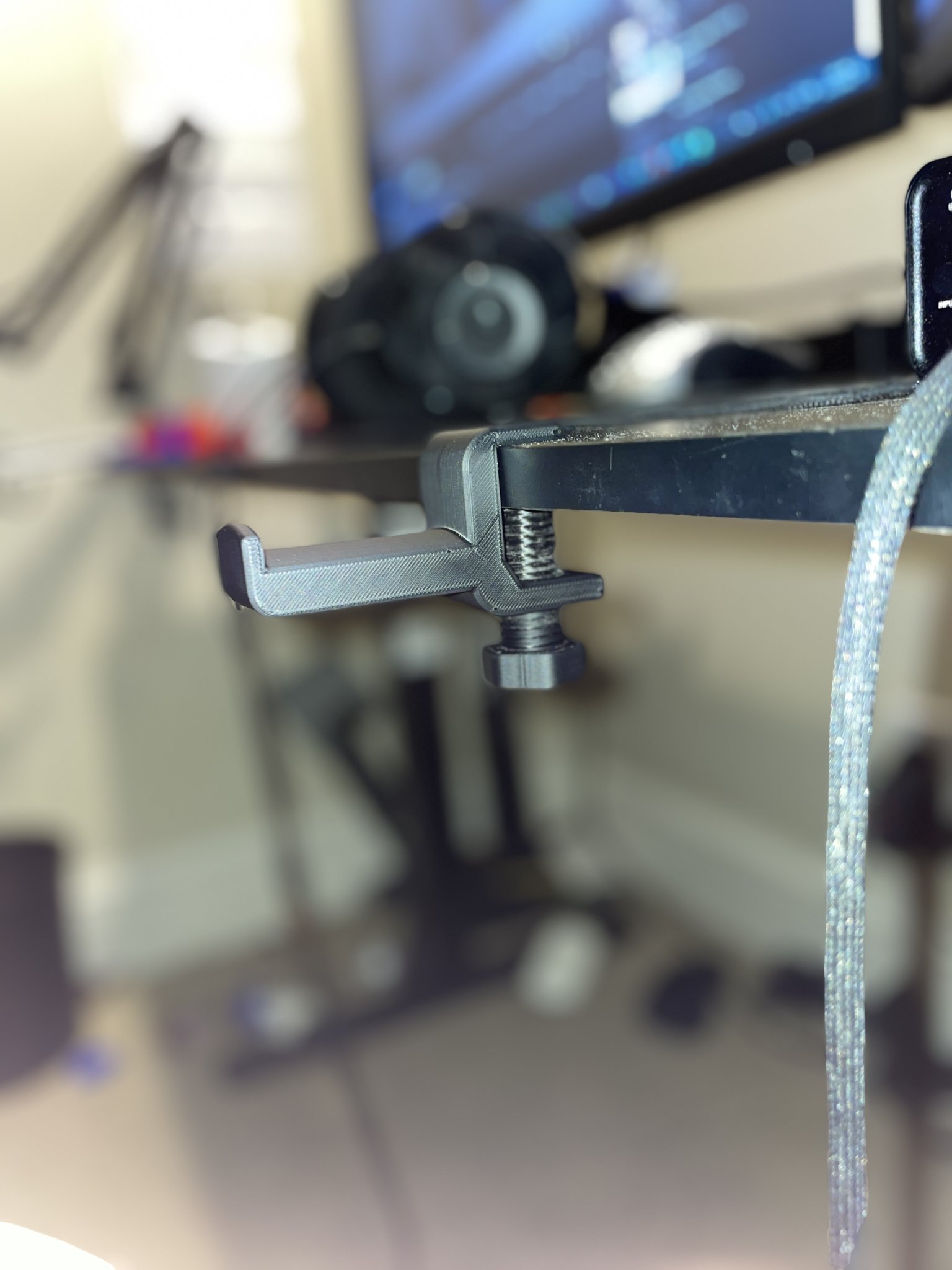 Tiêu đề Giá đỡgiá đỡ tai nghe có giá treo trên bàn Tóm tắt