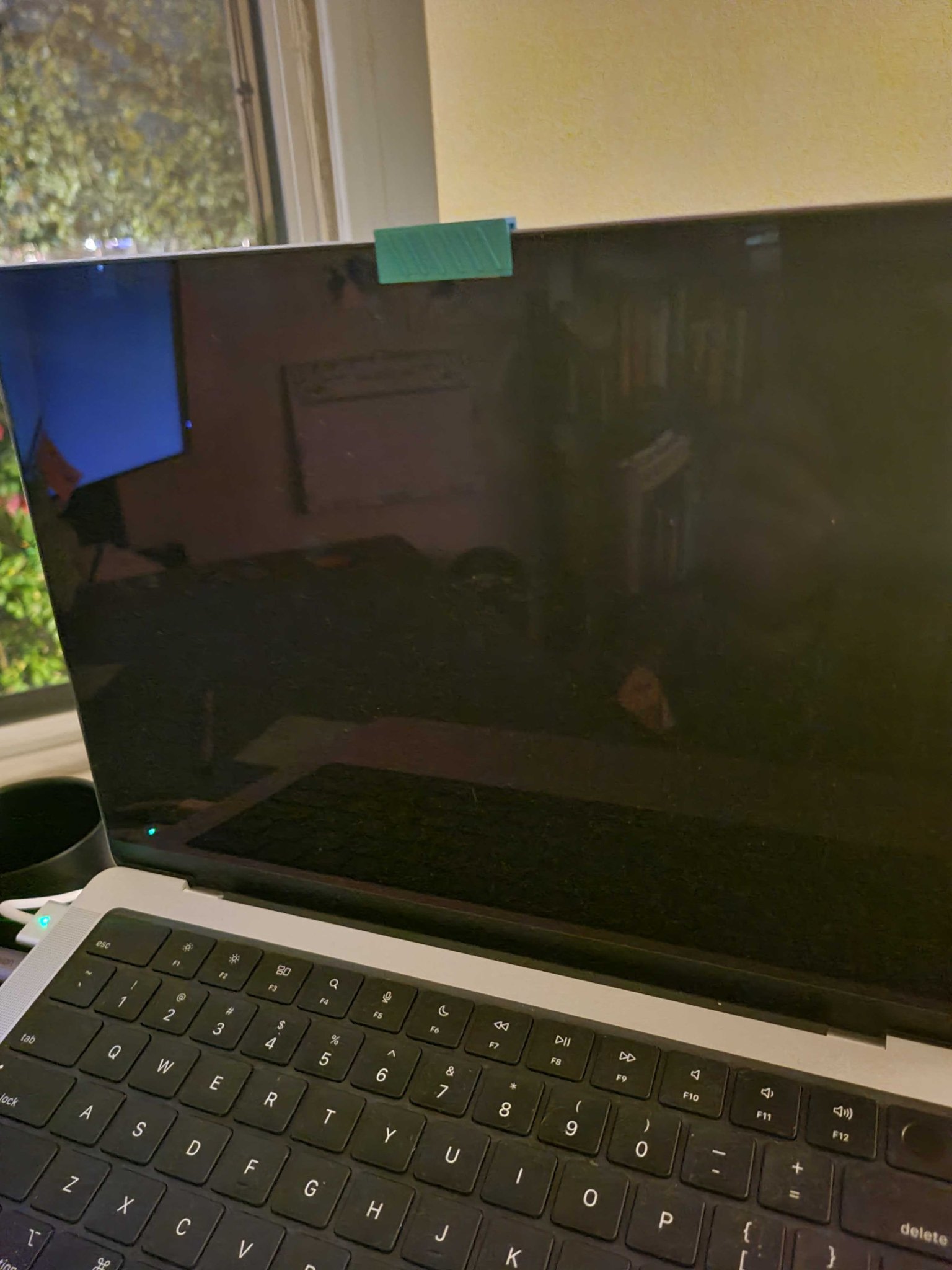 Nắp Che Camera Macbook