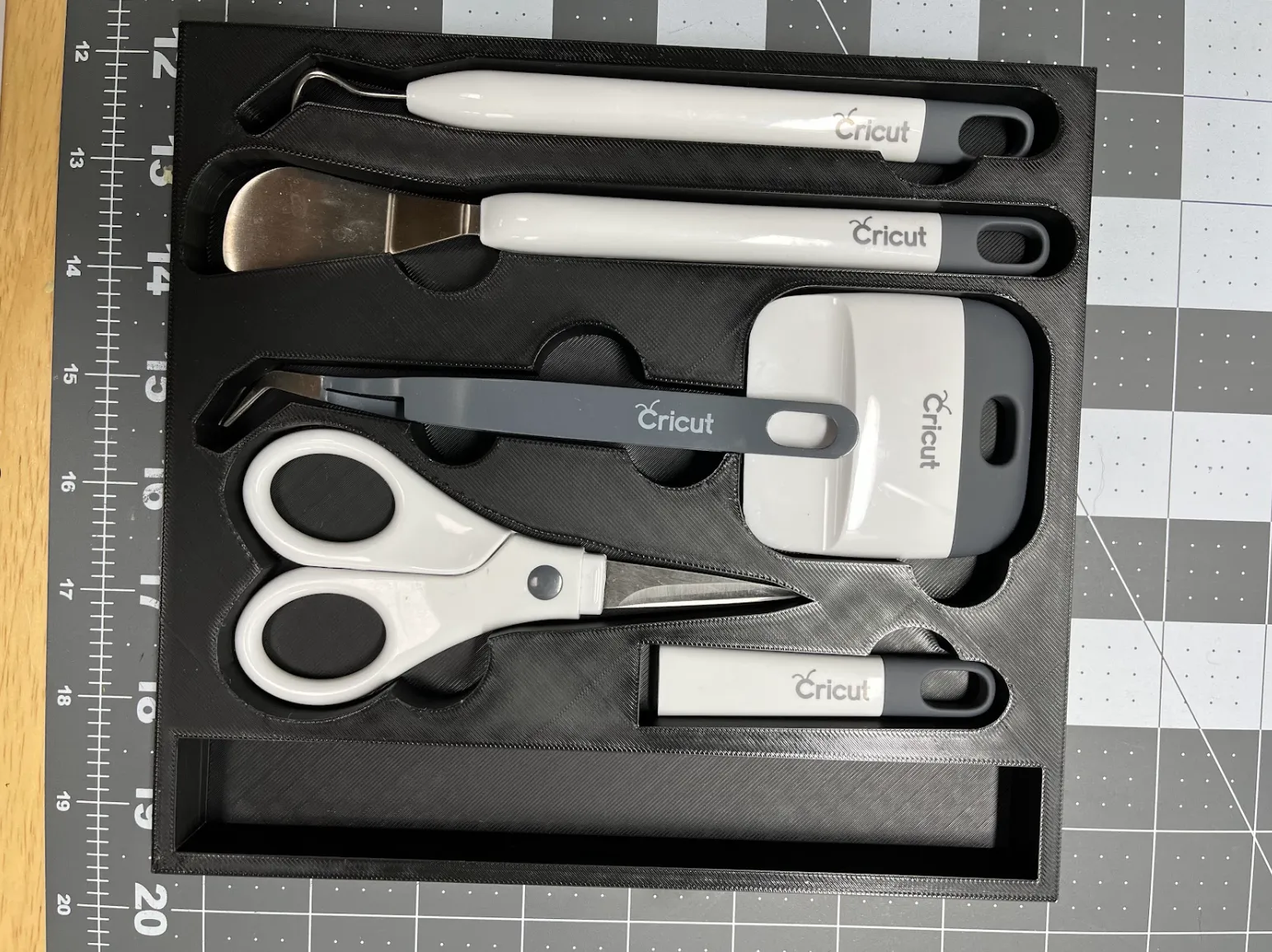 Cricut Tool Case: Solid Inside