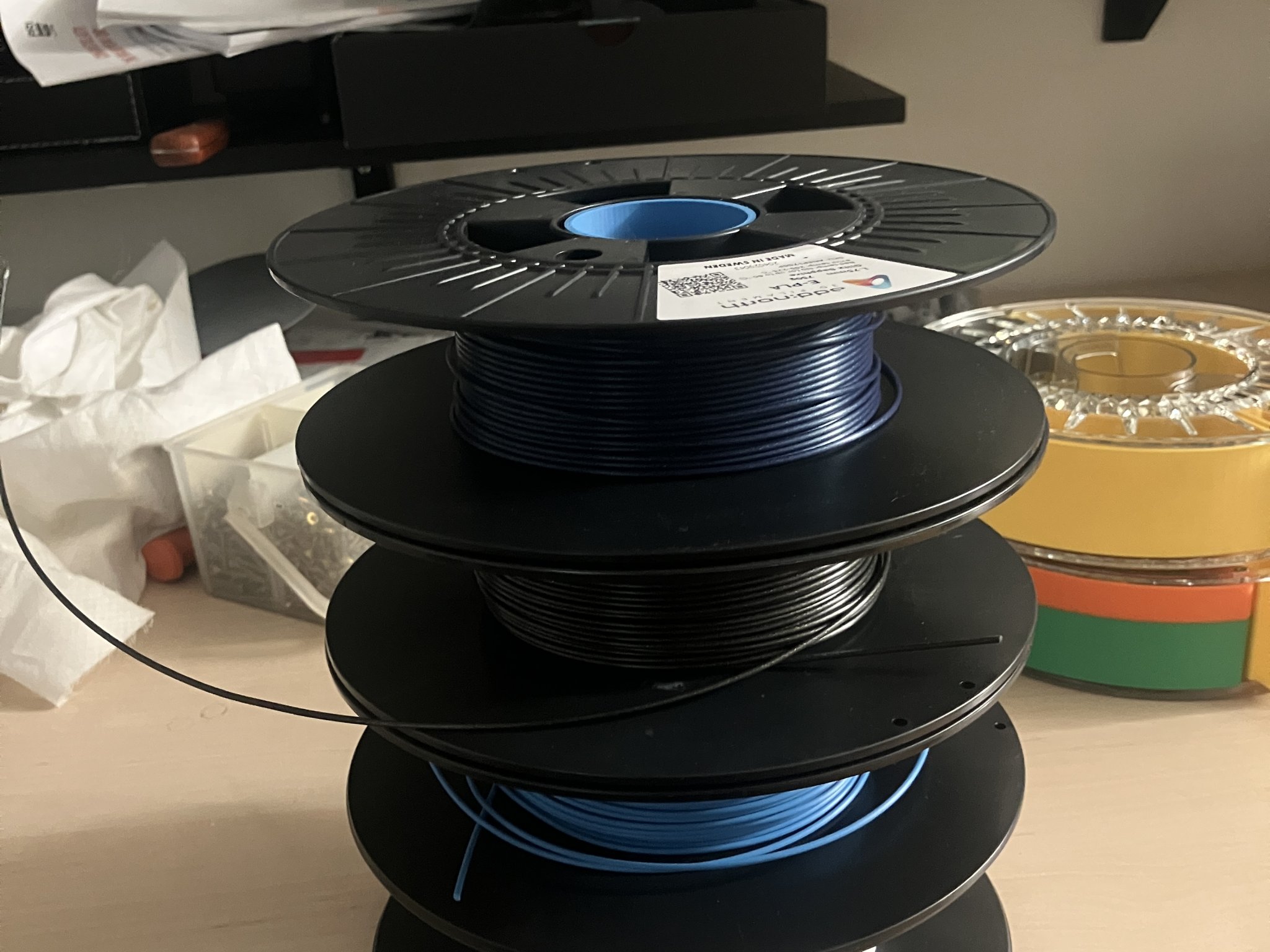 Tiêu đề Giá đỡ lưu trữ ống chỉ Tóm tắt đó là hộp đự