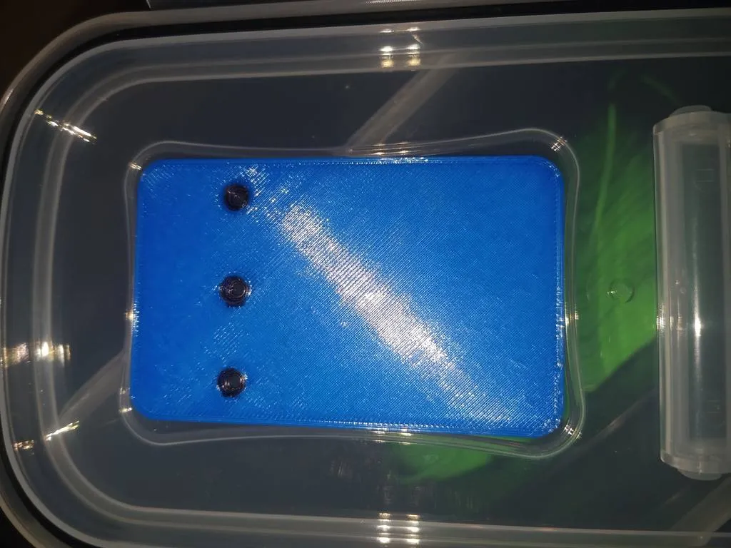 Dụng cụ luồn filament cho hộp sấy