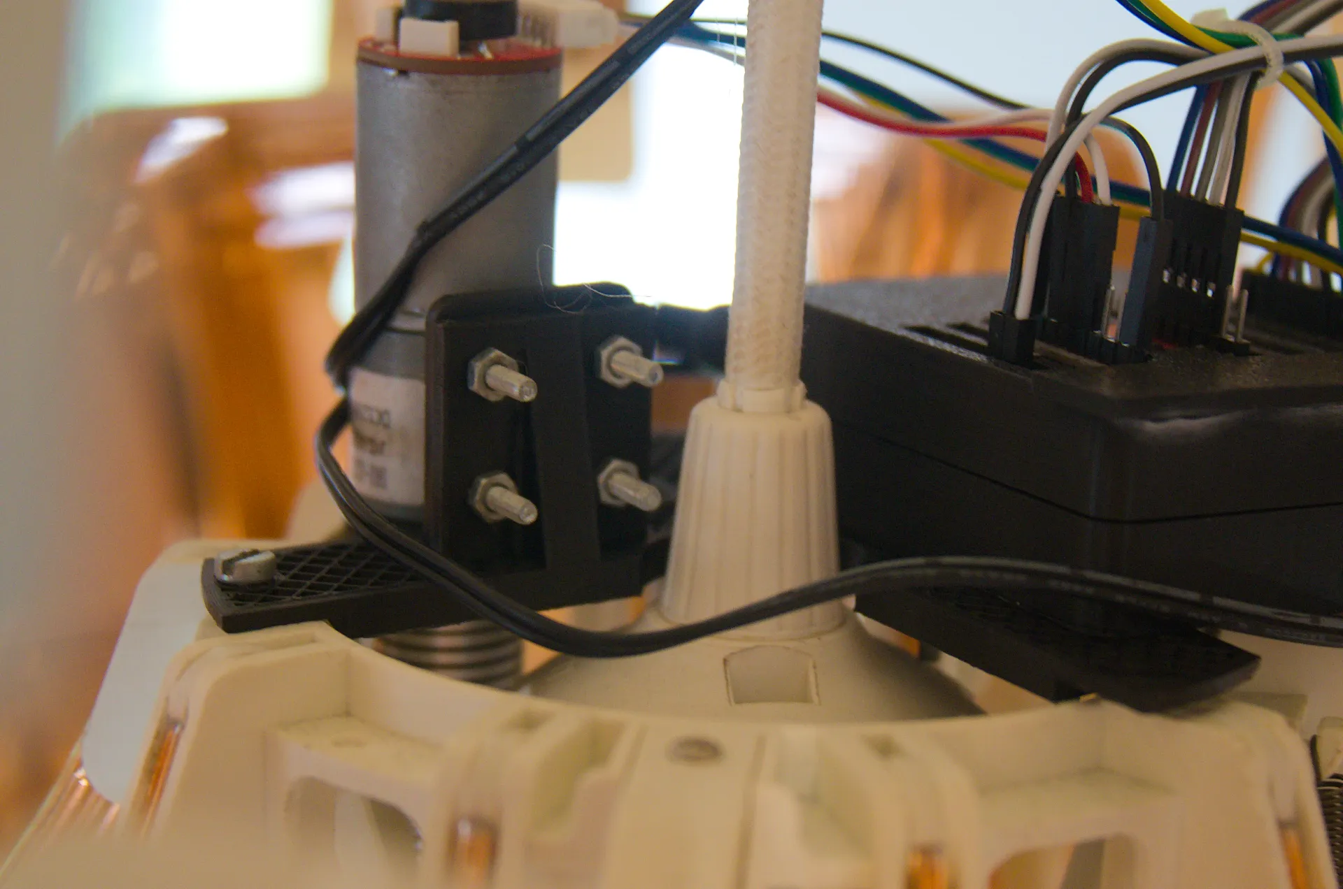 IKEA PS2014 | Motorized Lamp Fixtures