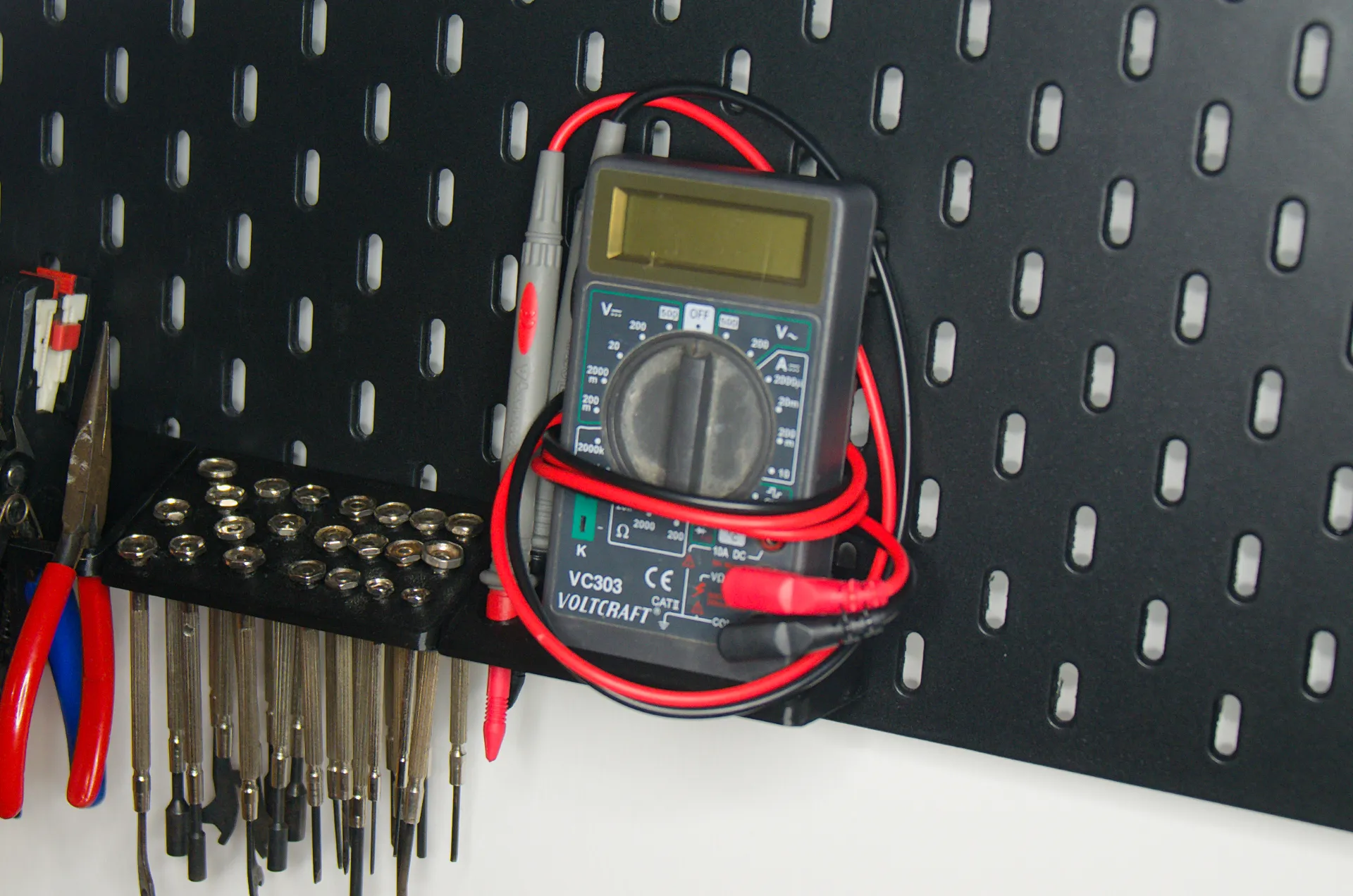 Tiêu đề IKEA Skadis Giá đỡ vạn năng Tóm tắt Giá đỡ đồn