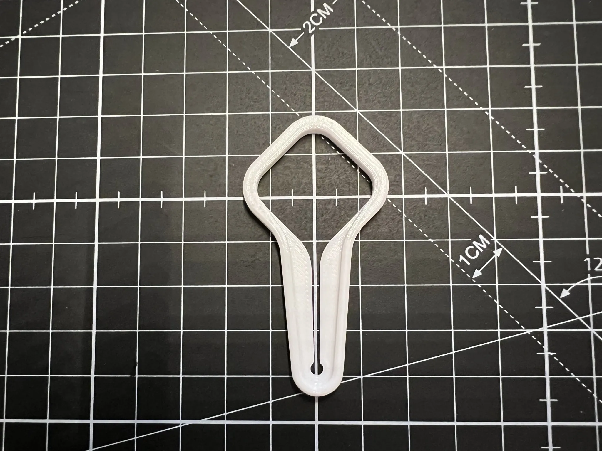 Tiêu đề Móc treo khăn Tóm tắt Một chiếc móc treo khăn đơn gi