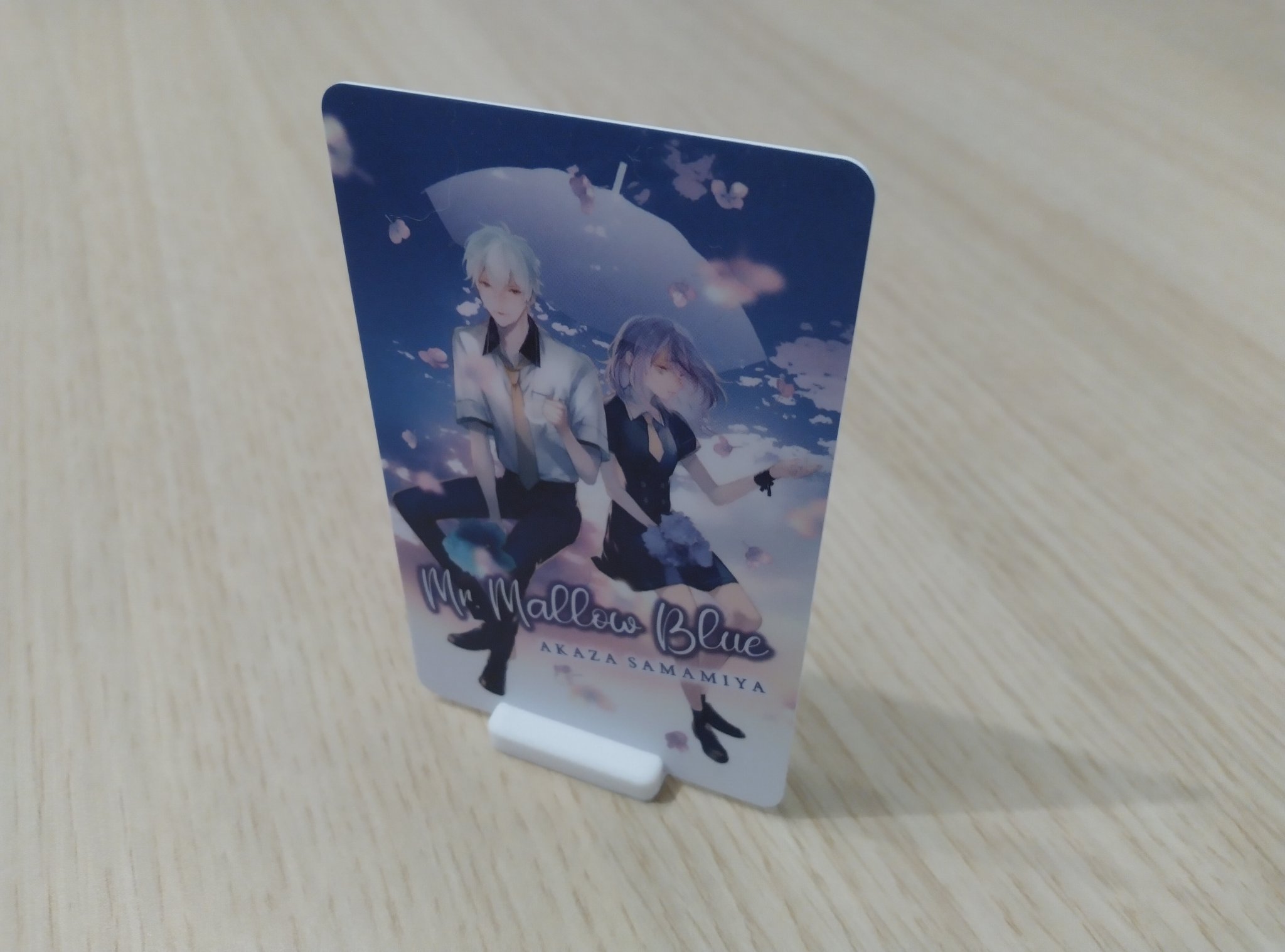 Minimalistic Card-Stand