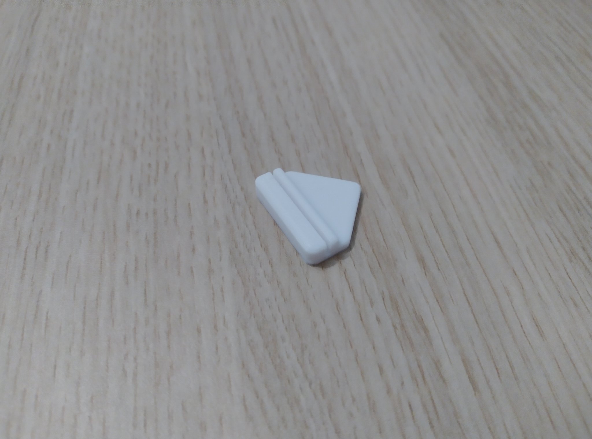 Minimalistic Card-Stand