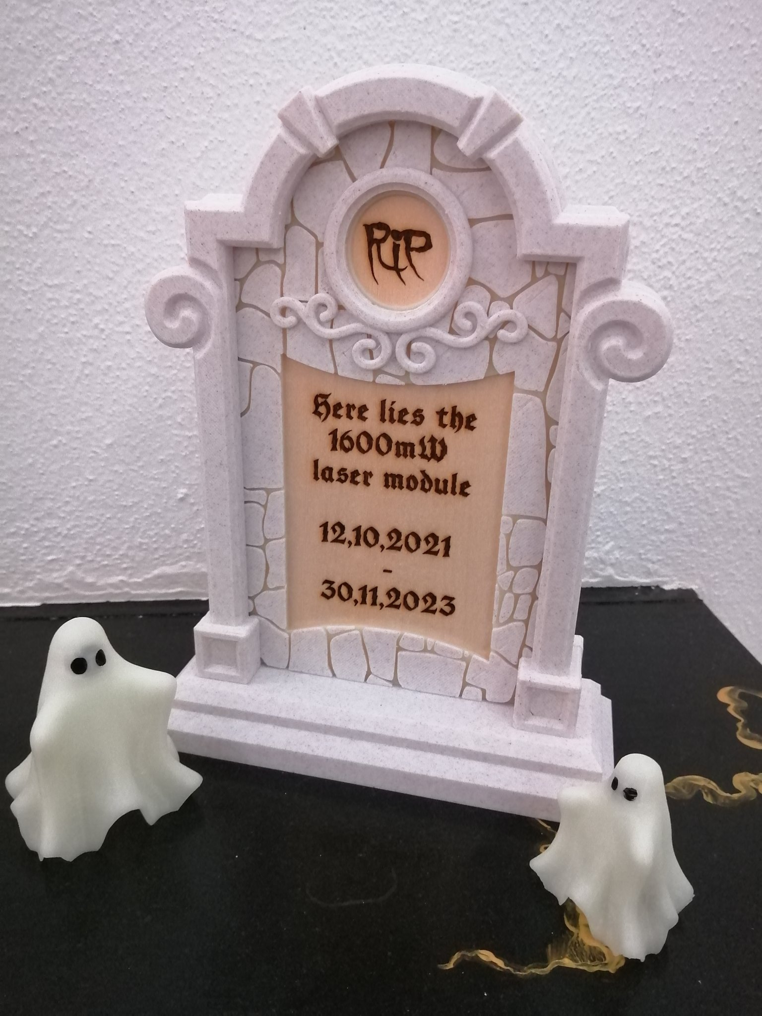 Tiêu đề Bia mộ chèn laser Tóm tắt Phiên bản sửa đổi của m