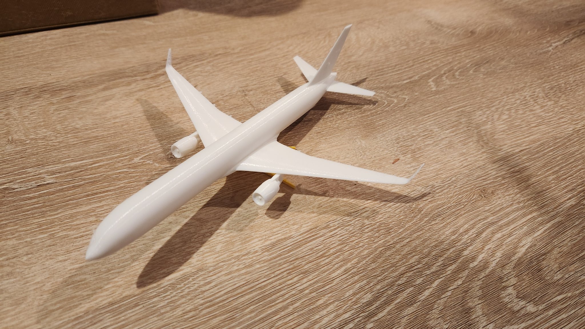 Tiêu đề Boeing 757-200 Tóm tắt Mô hình bàn 1200 của Boeing 757-2