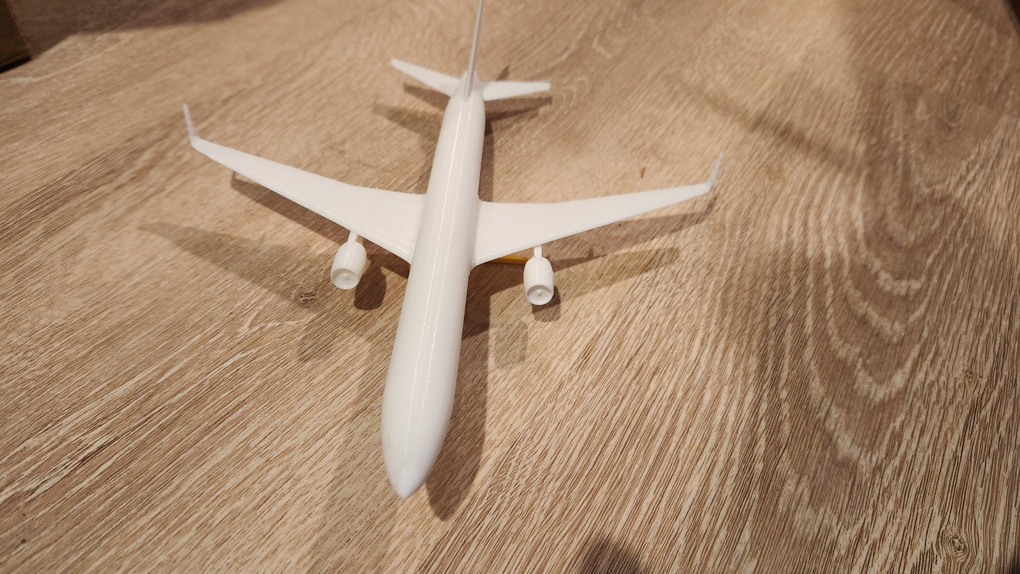 Tiêu đề Boeing 757-200 Tóm tắt Mô hình bàn 1200 của Boeing 757-2