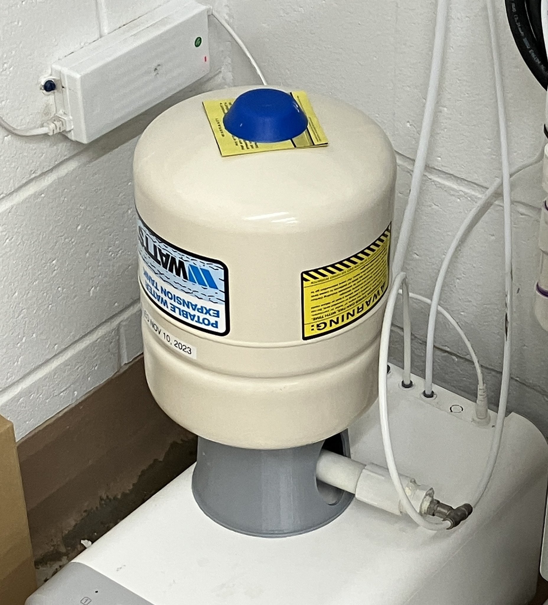 Tiêu đề Giá đỡ xe tăng nhỏ Tóm tắt Giá đỡ cho bình nhỏ n