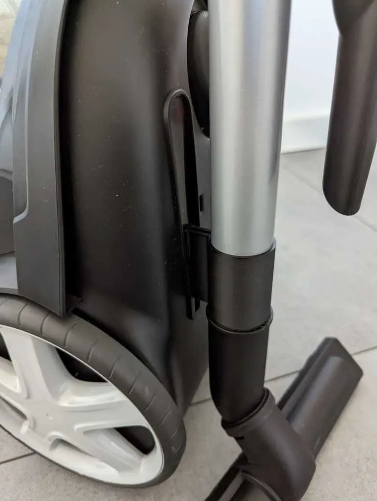 KLEMMADAPTER FÜR STAUBSAUGER Z.B. PHILIPS POWER CYLONE