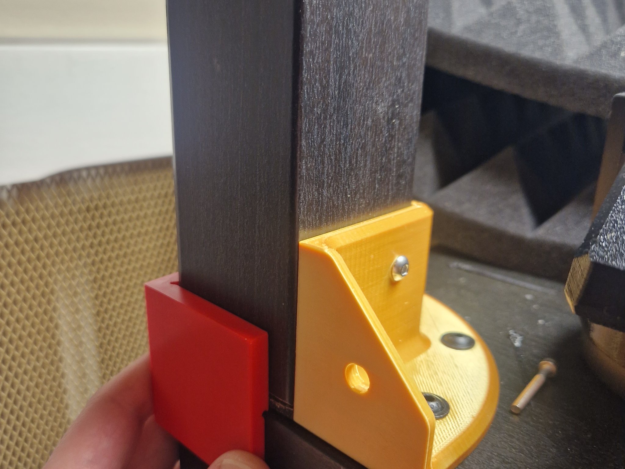 Tiêu đề Ikea thiếu miếng chêm bao vây cho khung đứng Tóm tắt