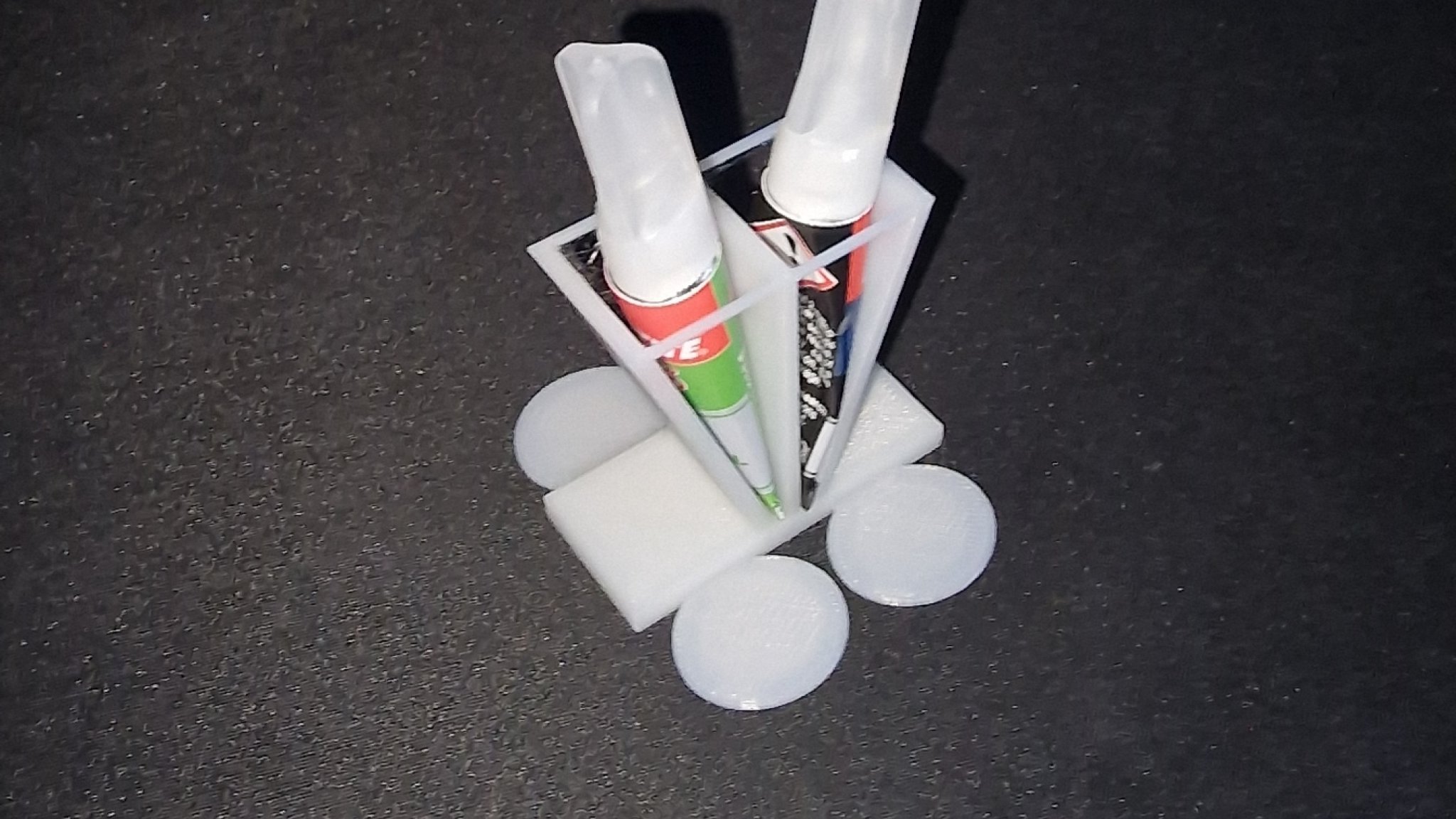 Chân đế dựng keo siêu dính dọc