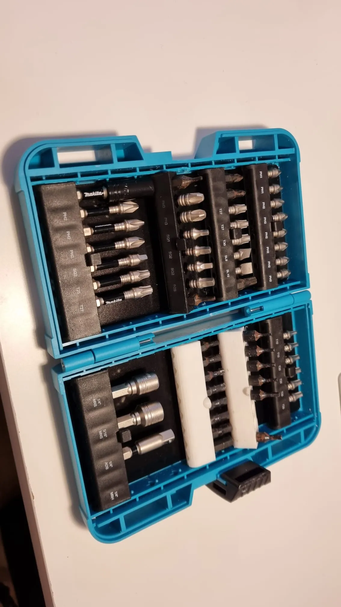 Tiêu đề Giá đỡ mũi khoan Makita Tóm tắt tương thích với hầu