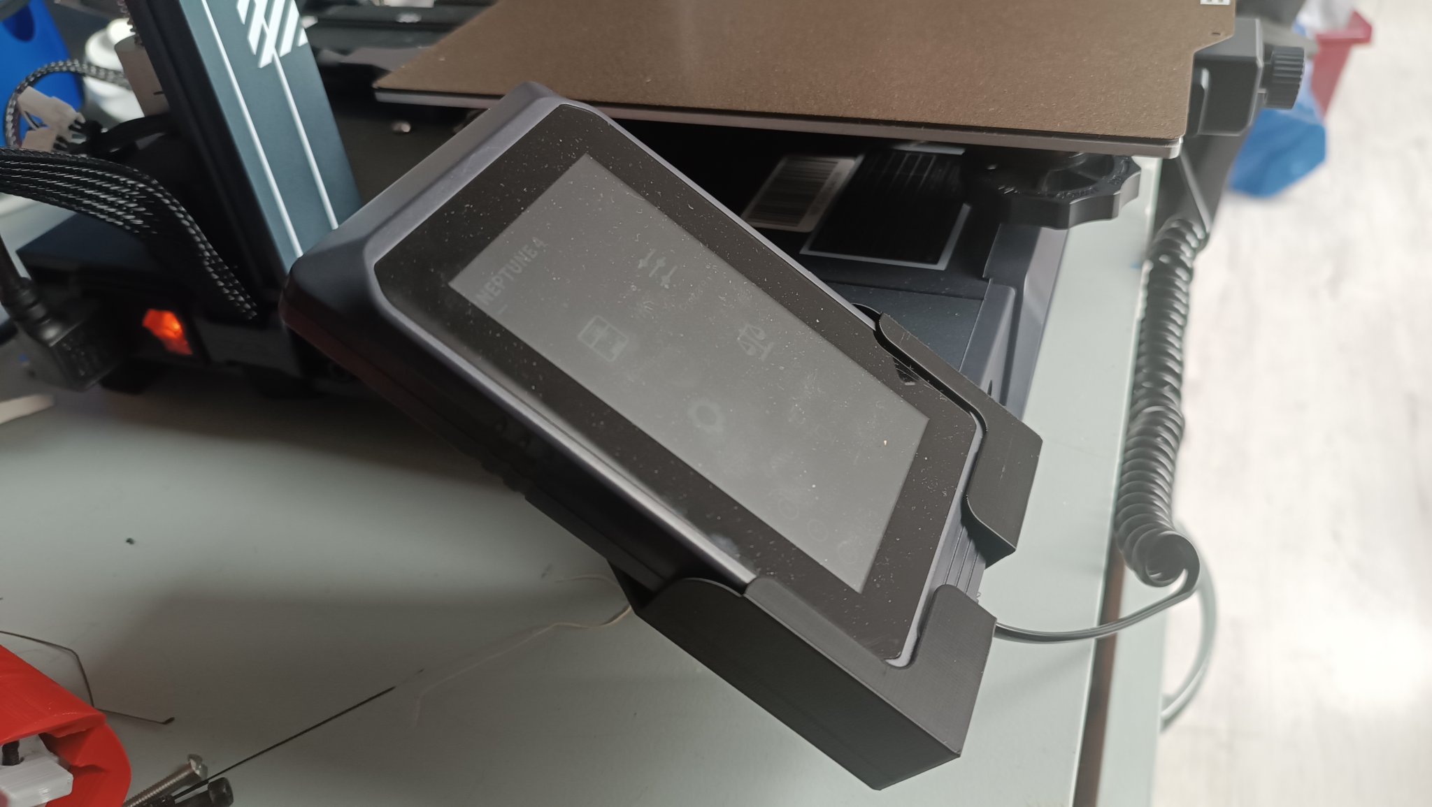 Tiêu đề Giá đỡ màn hình cạnh trái Elegoo Neptune 4 không nam châ