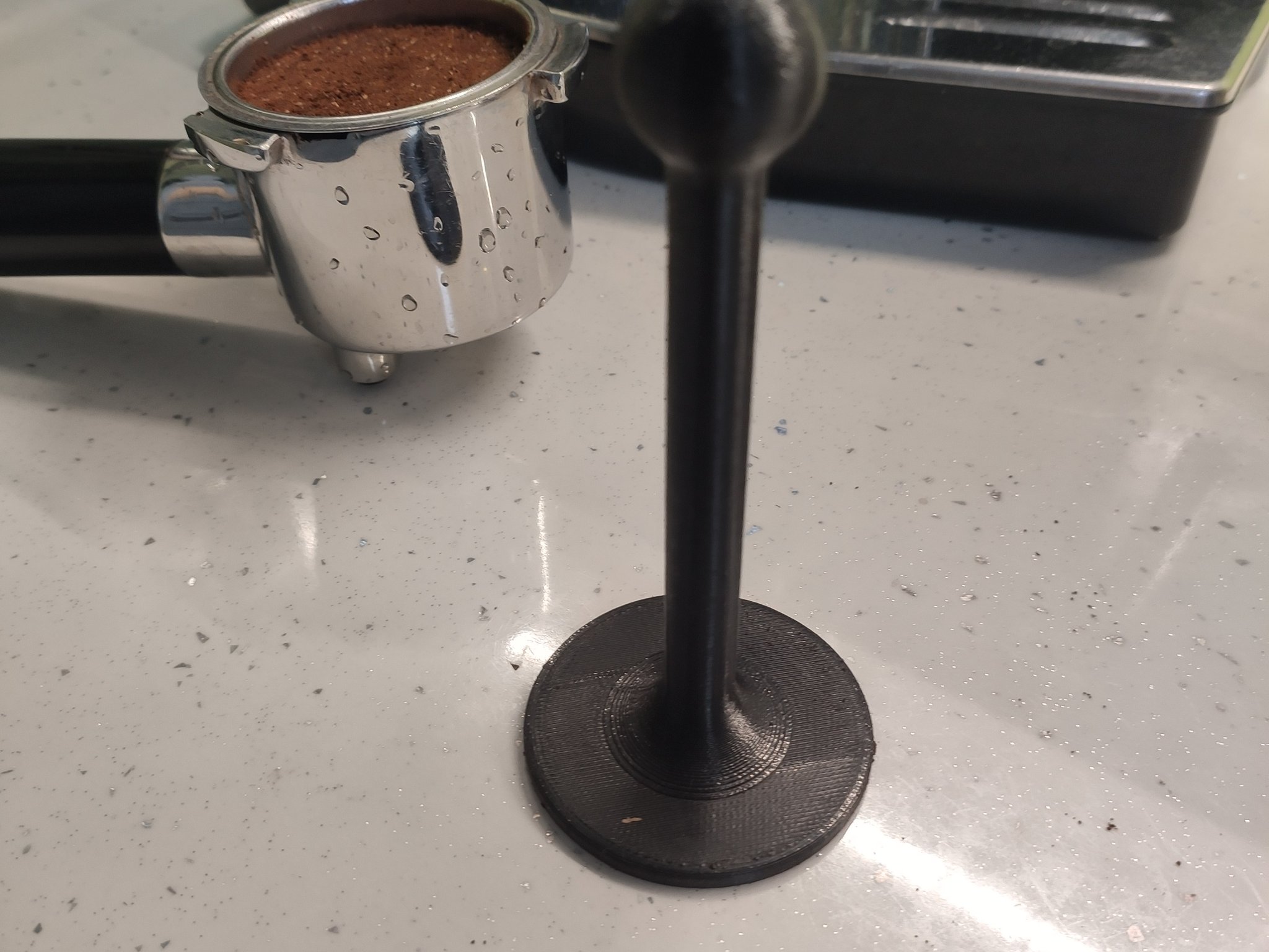 Title Pres pěchovadlo na kávu Tóm tắt Pres na kavu pro kávovary DeLong