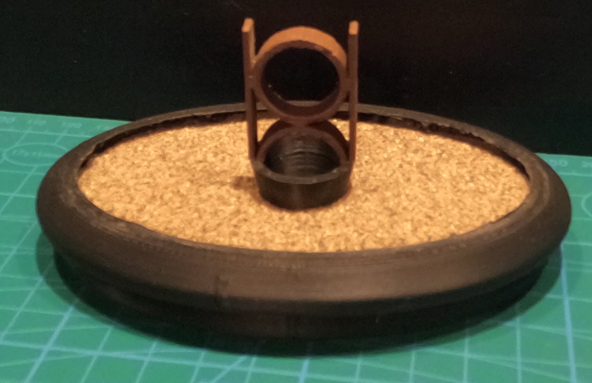 Tiêu đề Vườn thiền nhỏ với bát và nhẫn Tóm tắt Đây là