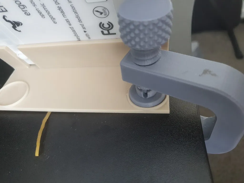 Tiêu đề Ergodox EZ Giá đỡ thẳng đứng có thể tùy chỉnh Tóm