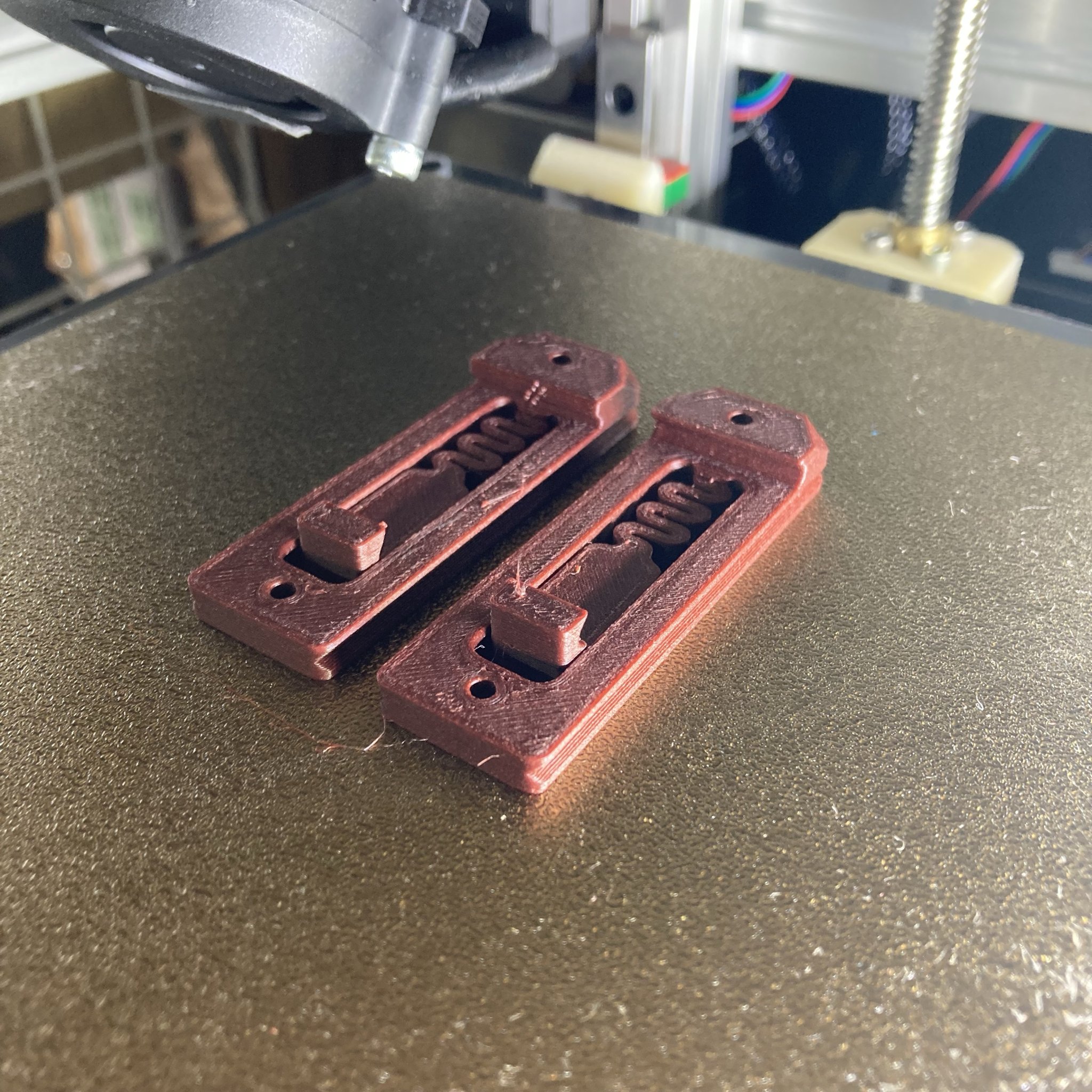 Tiêu đề DIN Rails Daiso WIRE Net Mount Tóm tắt Tính năng gắn tha