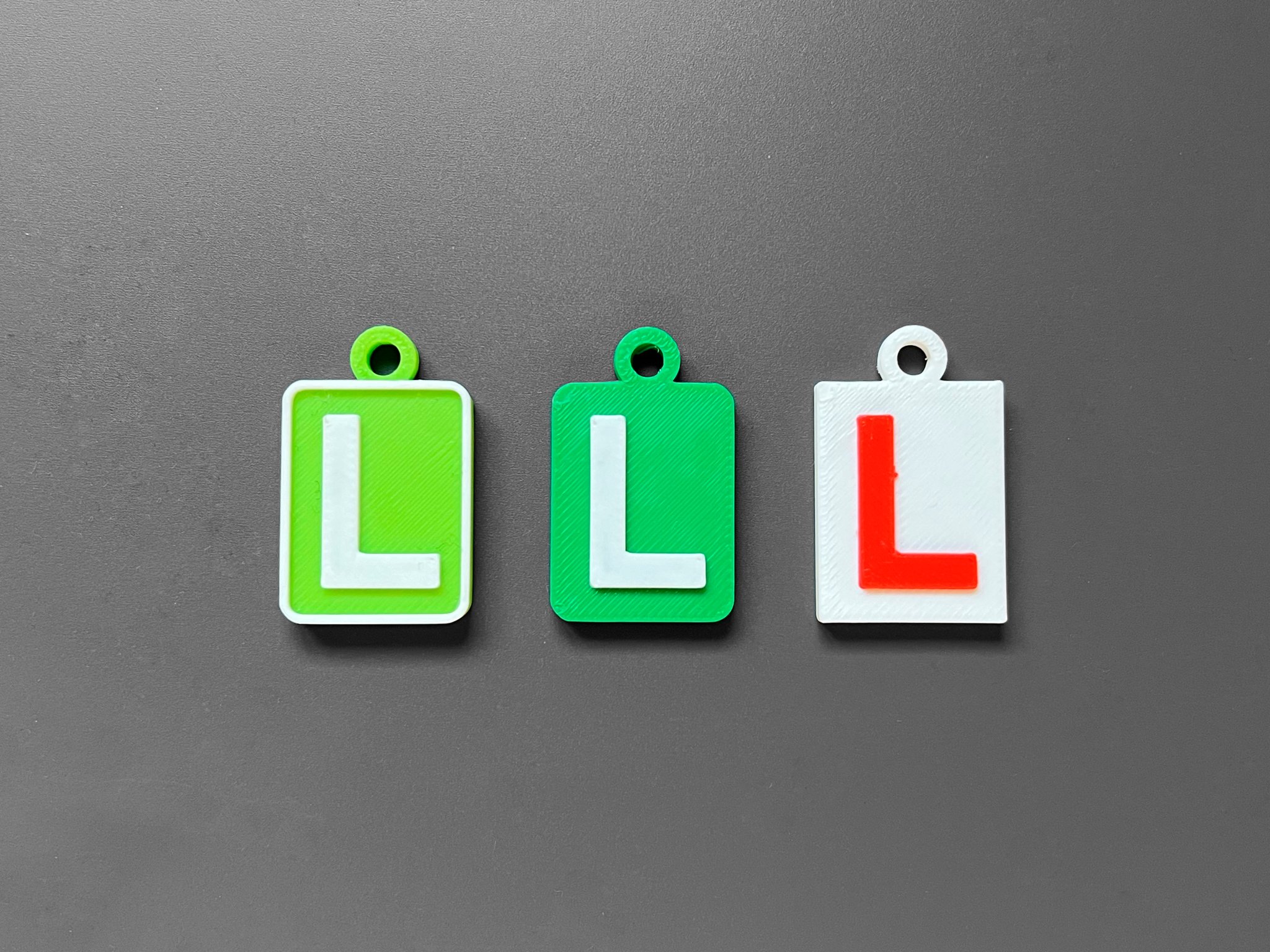 Tiêu đề Móc khóa huy hiệu học lái xe Tóm tắt Chuỗi khóa huy