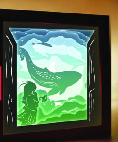 Tiêu đề Hộp đèn cá voi và cô gái cầm hoa Tóm tắt hộp đèn