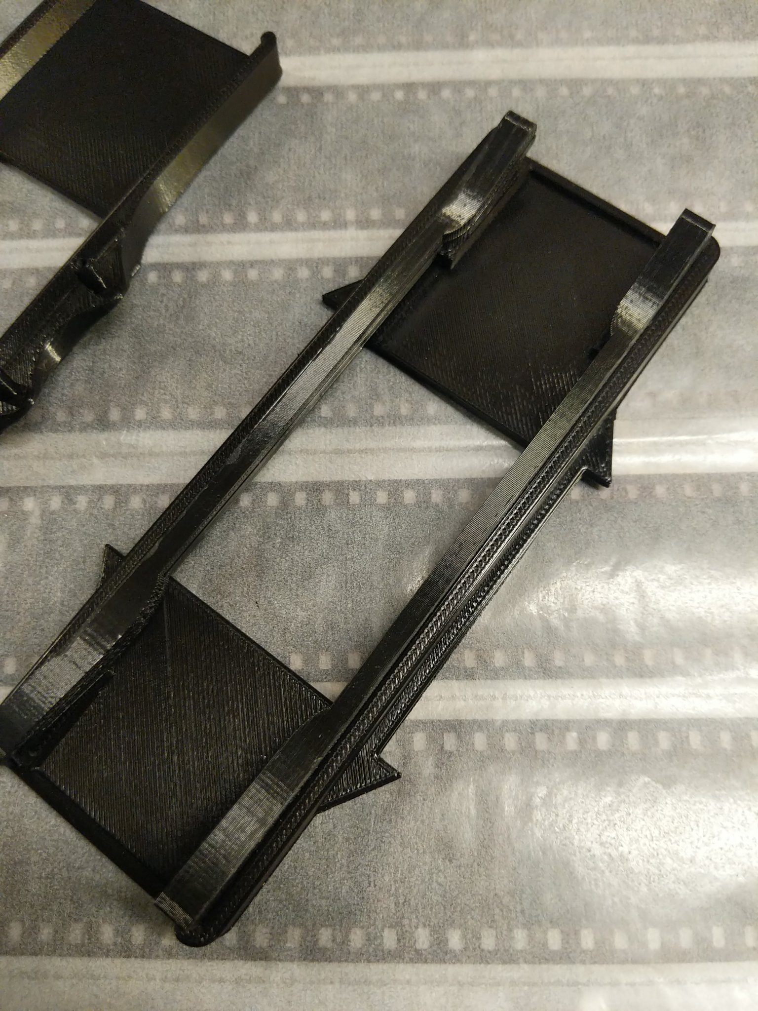 Tiêu đề Giá đỡ phim 35mm để quét toàn bộ khung ảnh được th