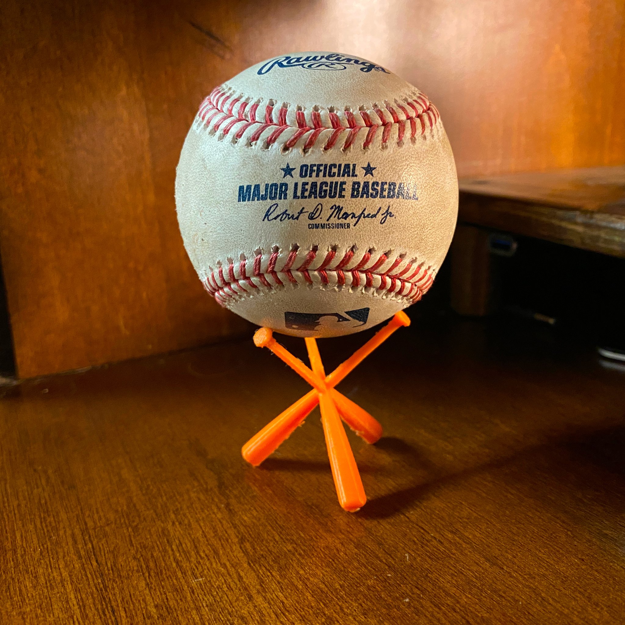 Giá Đỡ Trưng Bày - Bộ Ba Gậy Bóng Chày