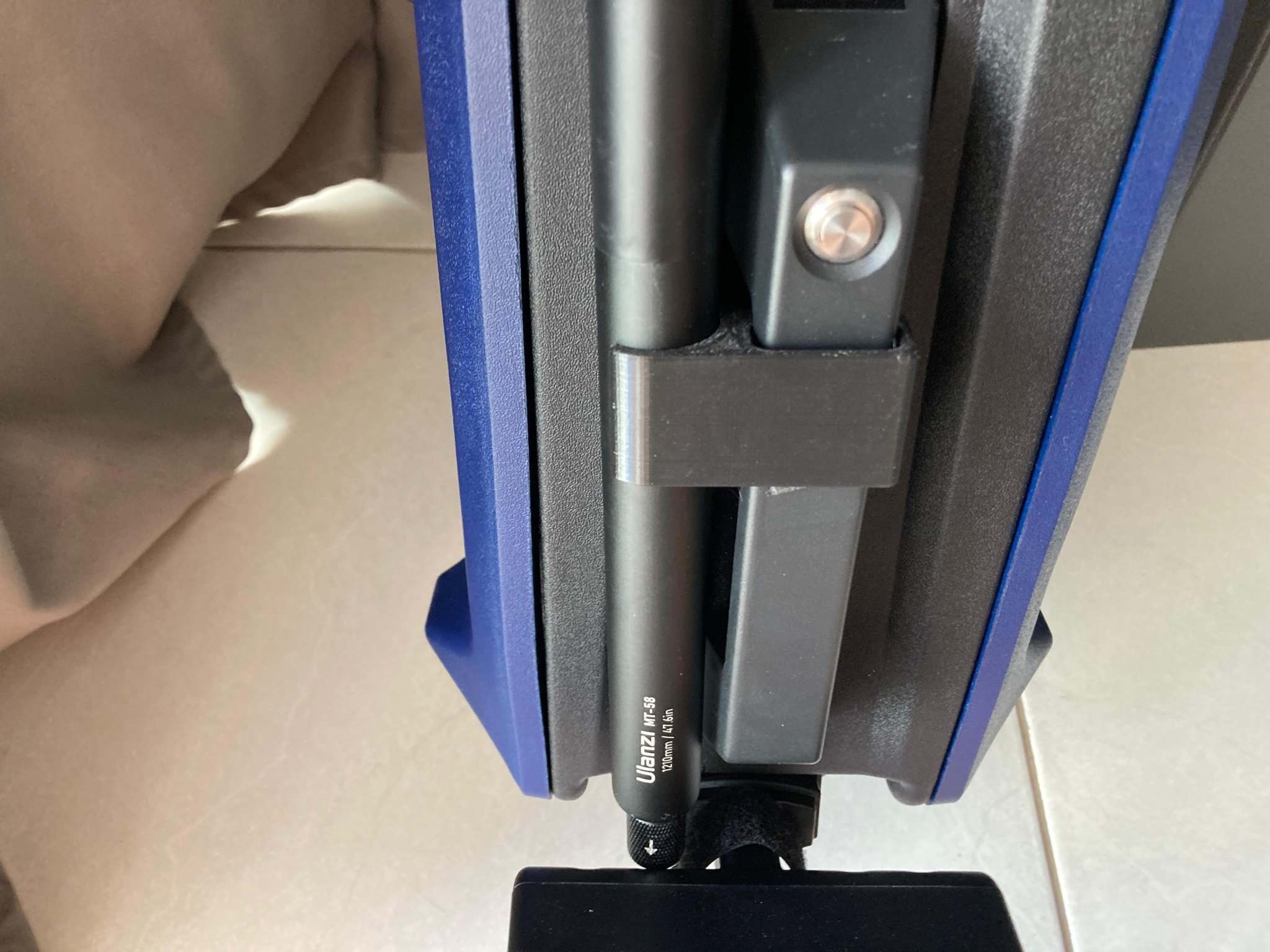 BEGODE A2 - Kẹp cho gậy tàng hình Ulanzi MT58