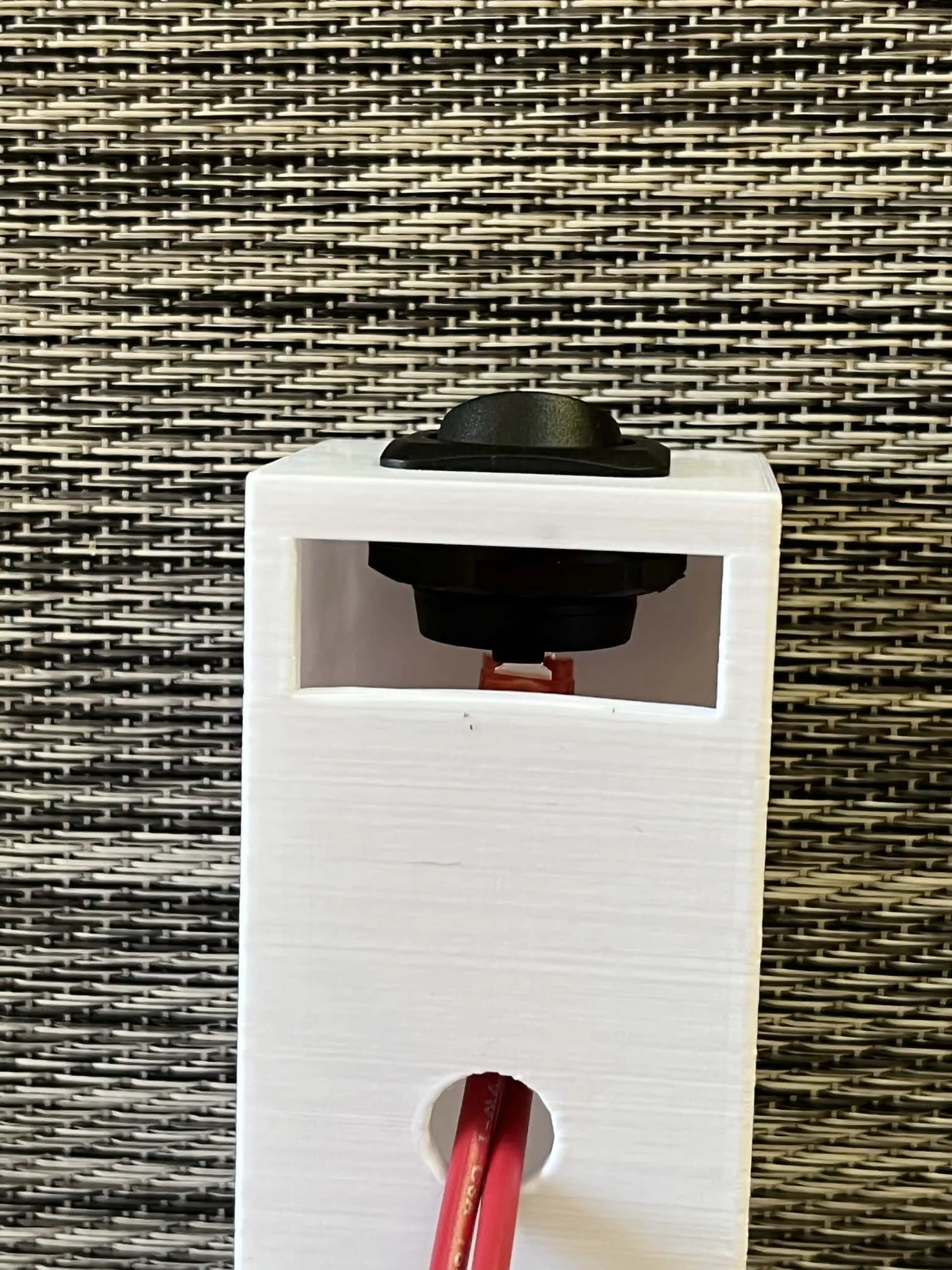 Đế Gắn Công Tắc Sưởi Pin Cho Ắc Quy BattleBorn