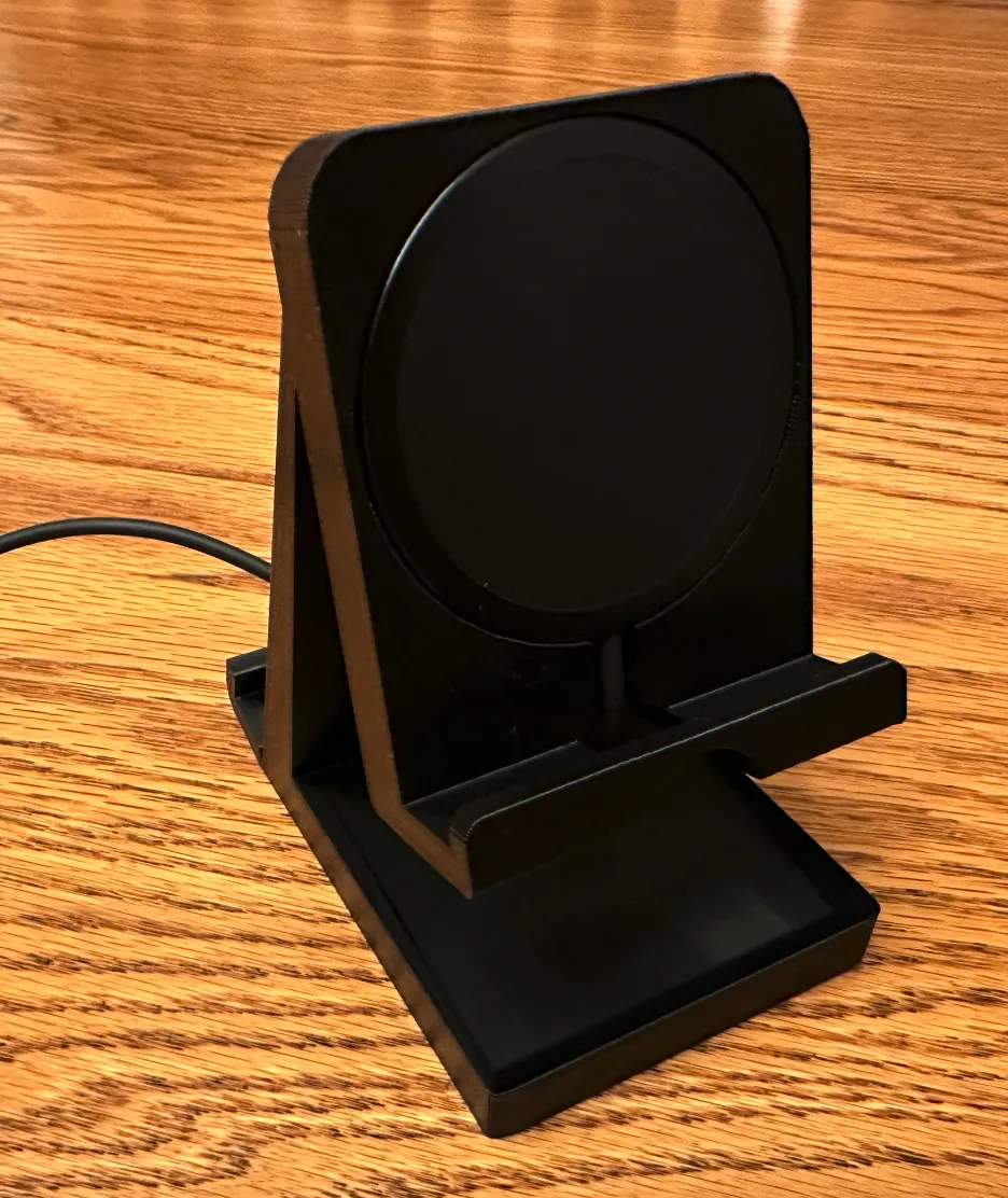 Phone Holder for iOS 17+ StandBy Mode
