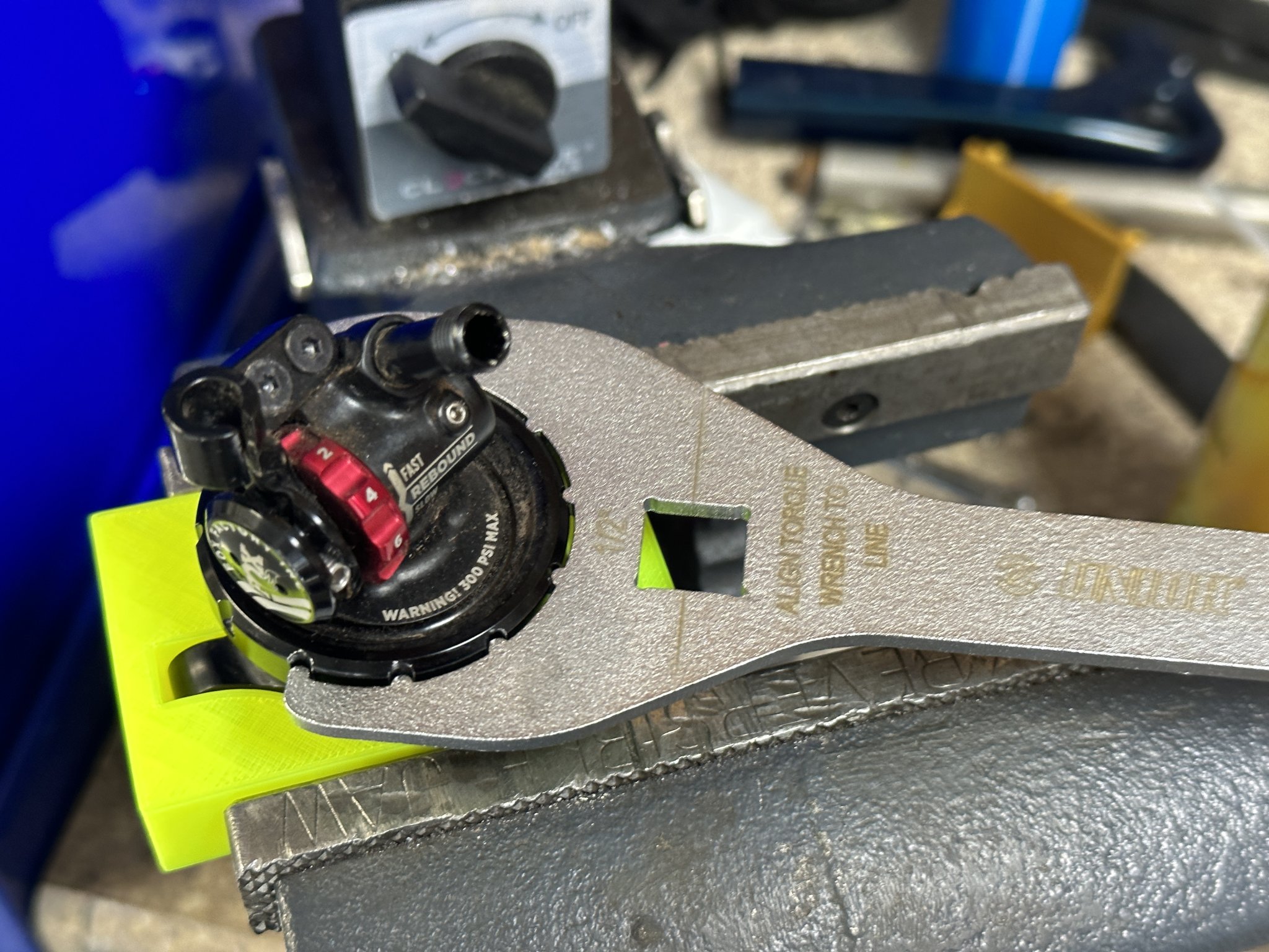 Tiêu đề Chủ sở hữu dịch vụ cho Trek IsoStrut từ G1 Supercaliber