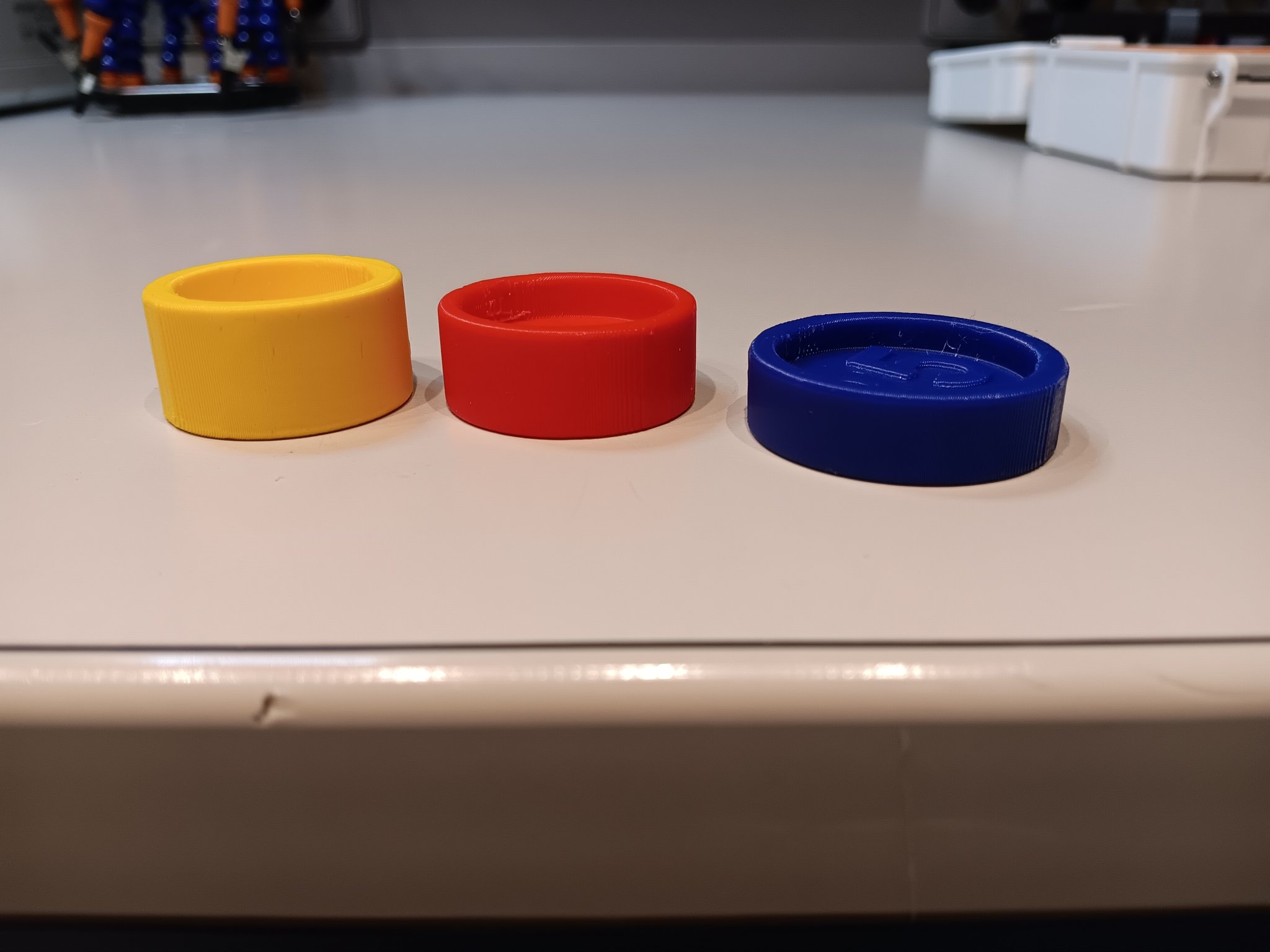 Tiêu đề Fisher Price Coins Tóm tắt Bọn trẻ có đánh rơi đồng