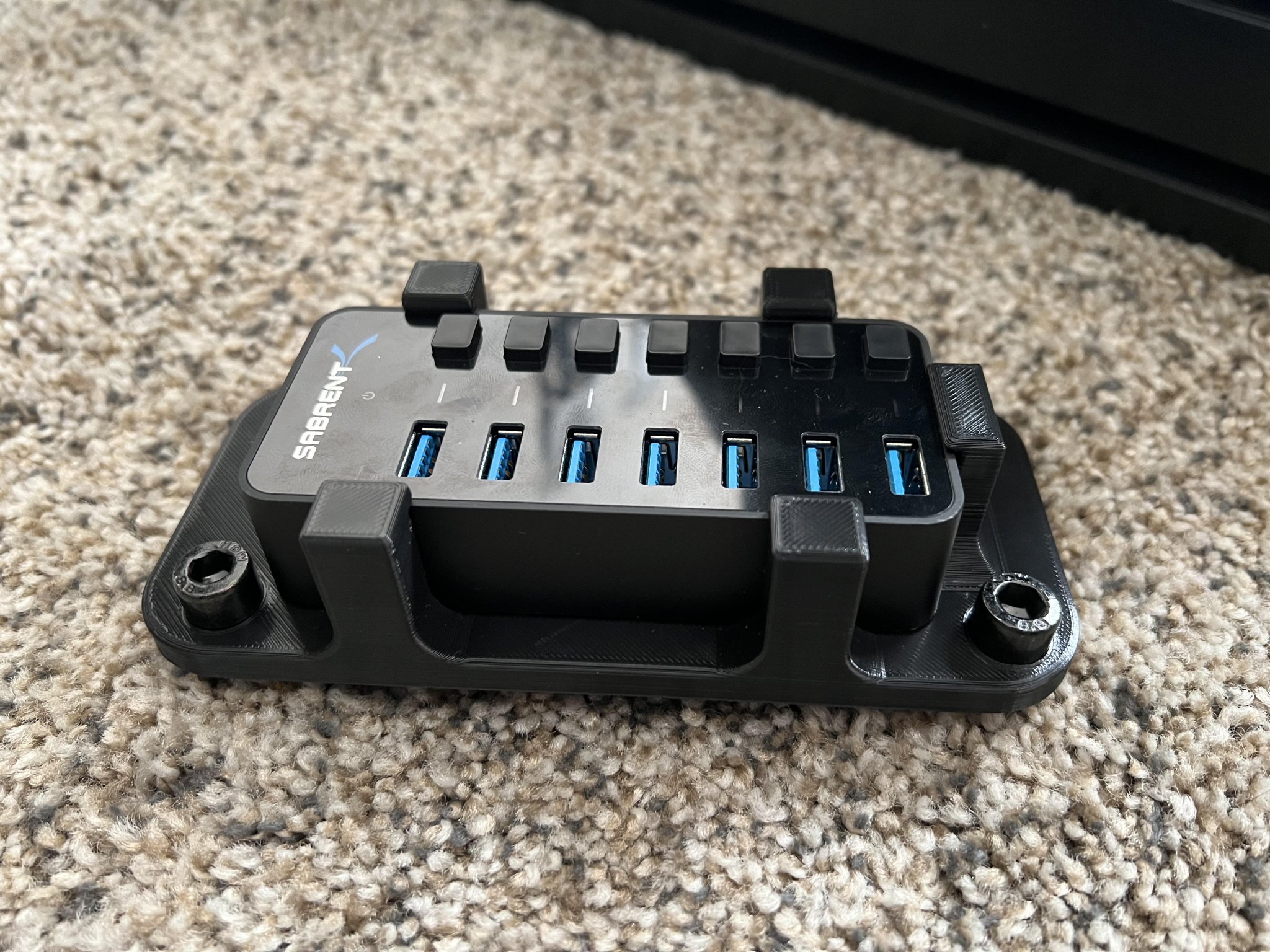 Tiêu đề Sabrent HB-BUP7 Mount Tóm tắt Sabrent HB-BUP7 Gắn vào máy