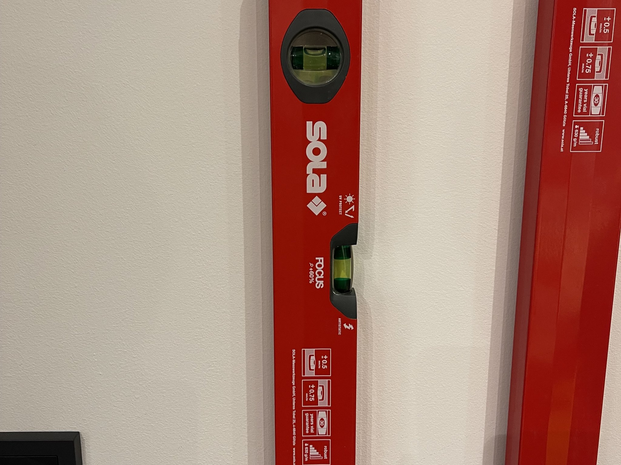 Giá treo tường cho bọt thủy Sola