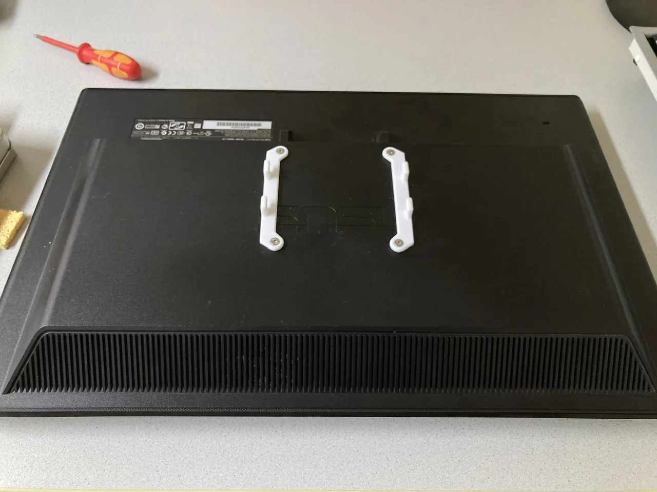 Tiêu đề Ikea Skadis VESA Adaptor 100x100 phiên bản mỏng Tóm tắt