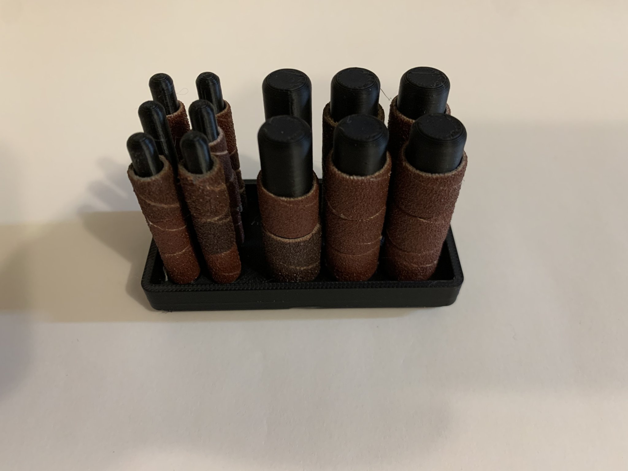 Chỗ Kẹp Dây Nhám Dremel