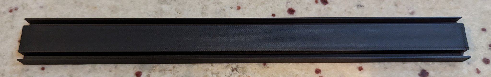 Custom SAINTCON 10x10 Board Row Header Holder