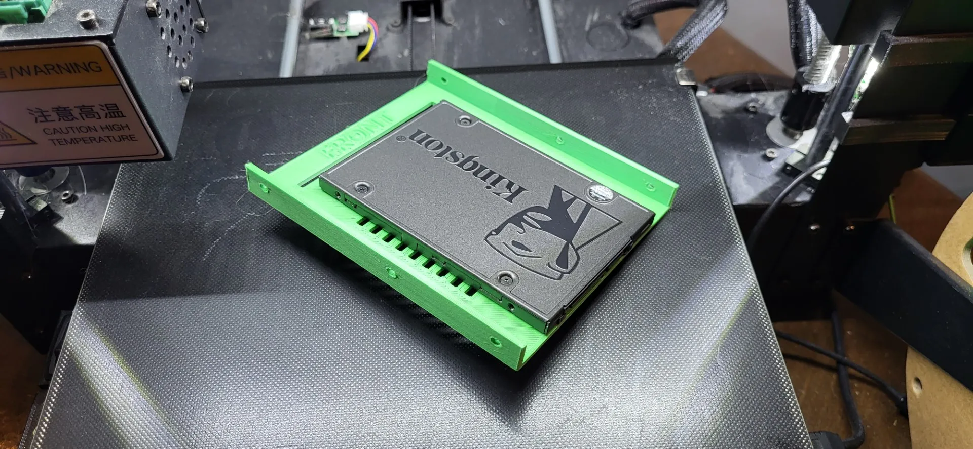 Tiêu đề Giá đỡ ổ cứng đơn giản Dài Tóm tắt Đây là gi