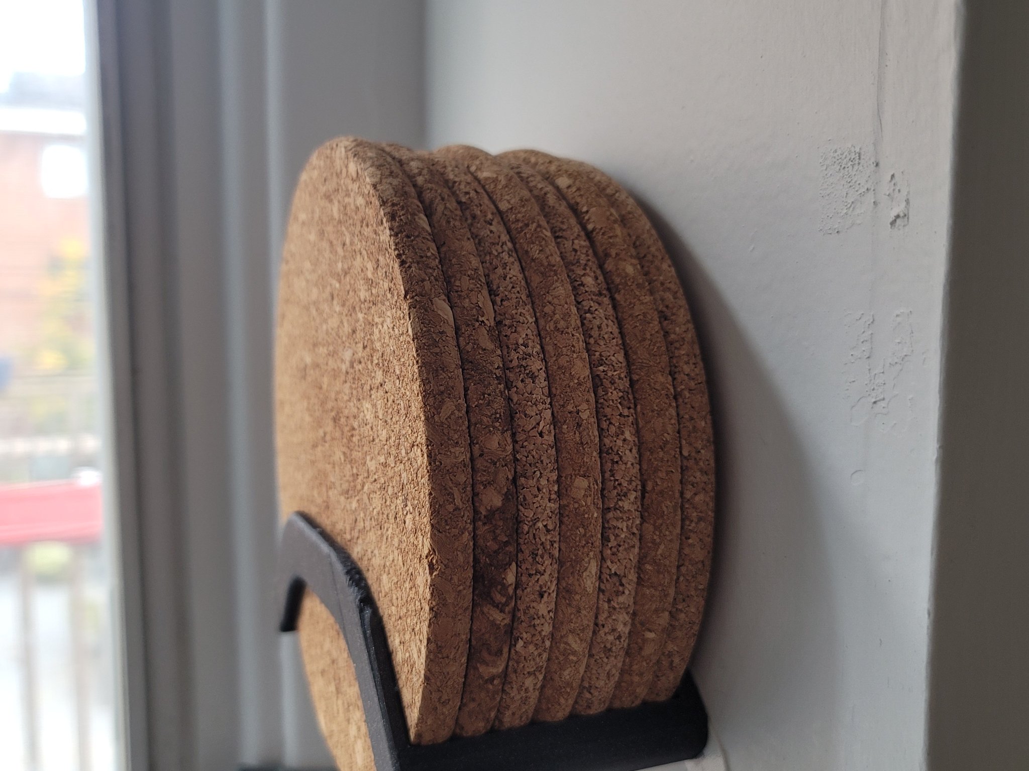 Kệ Treo Tường Giữ Miếng Lót Nồi Ikea Heat